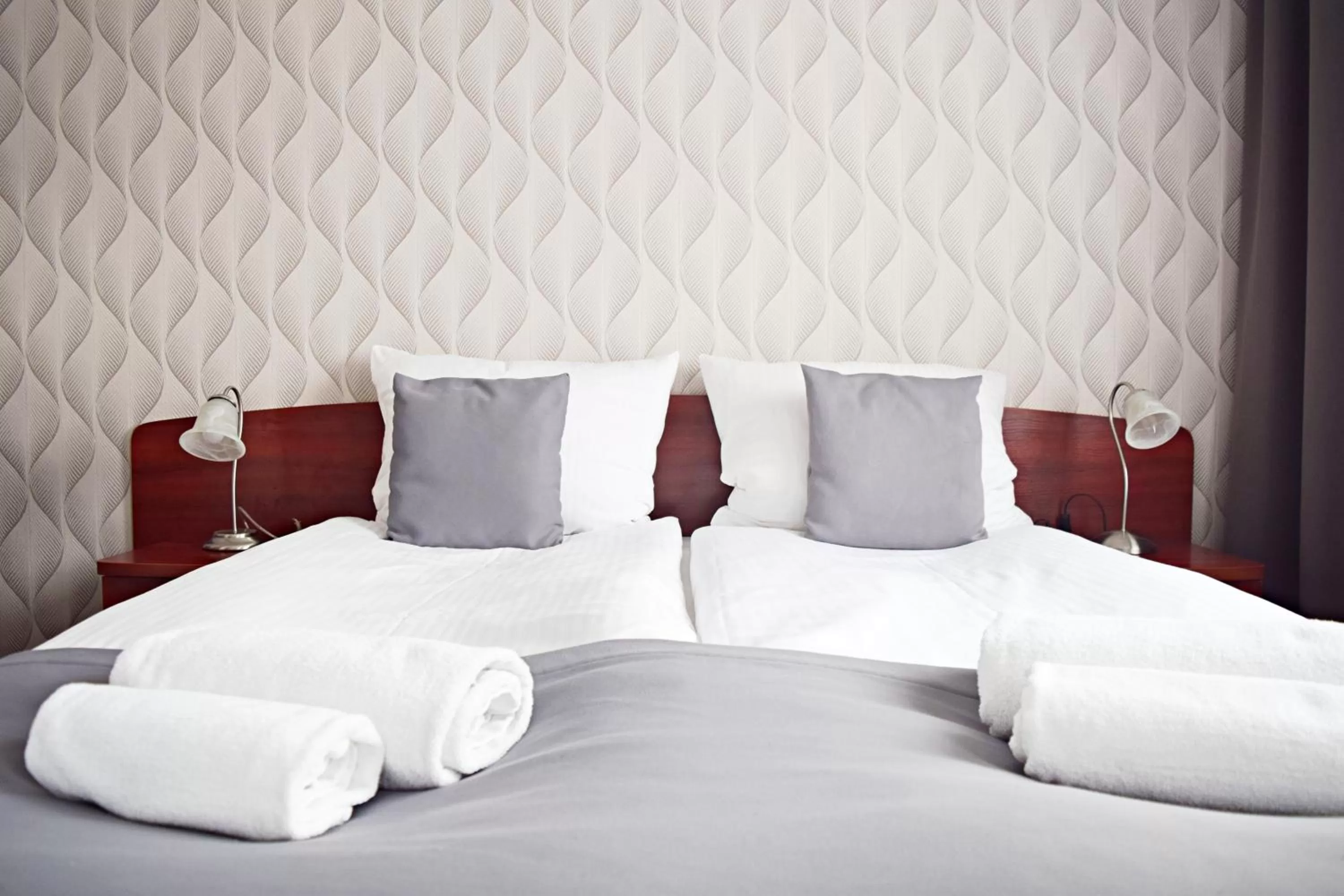 Bed in Hotel Maraton