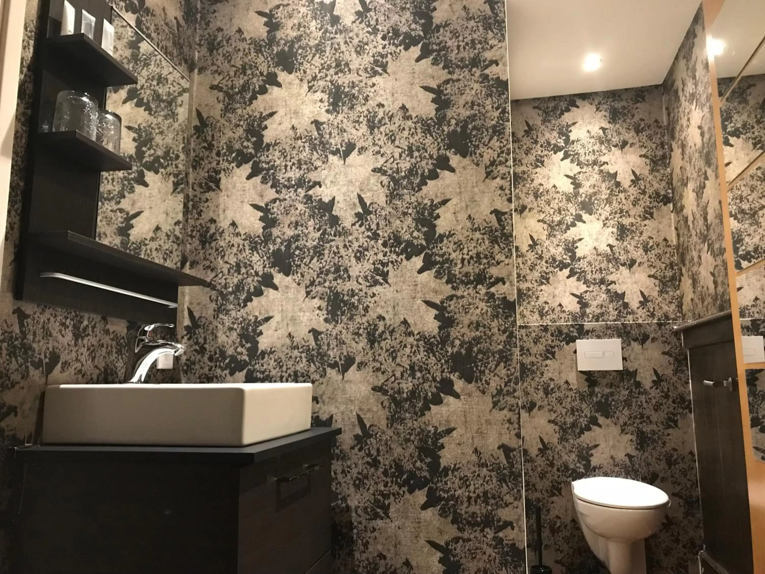 Bathroom in Hotel Buenos