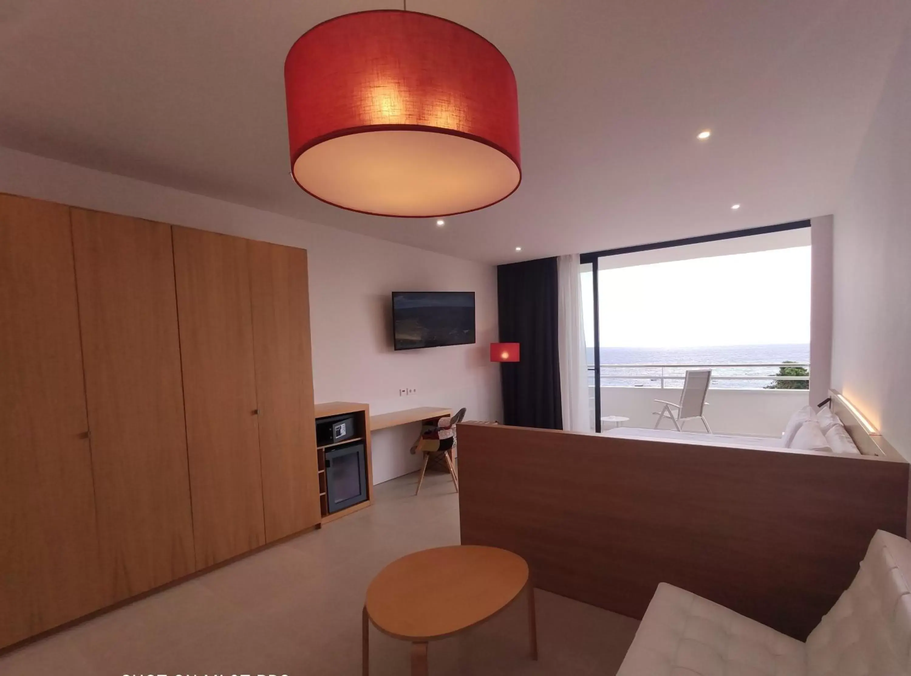 Photo of the whole room, Kitchen/Kitchenette in Gran Hotel Reymar