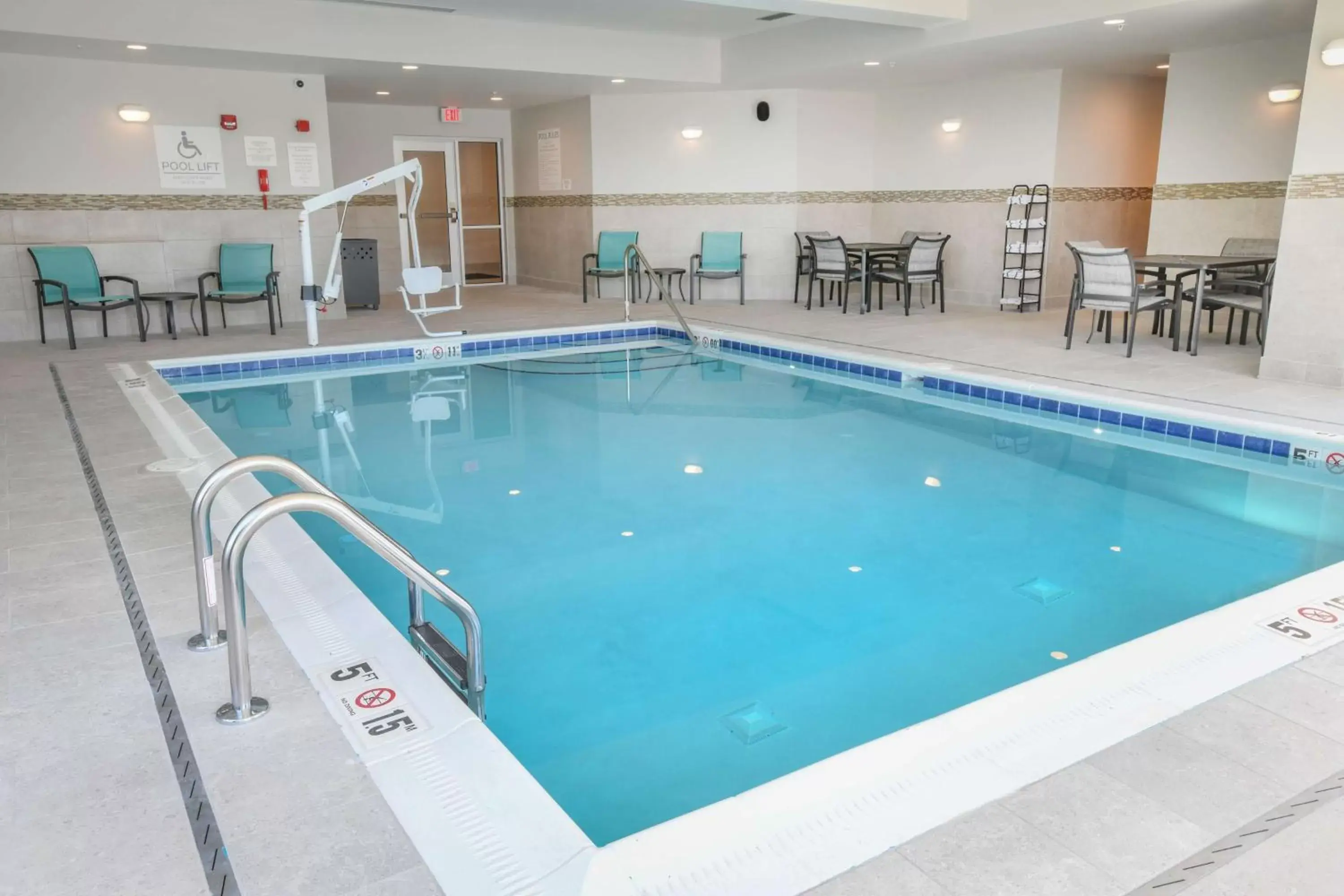 Pool view, Swimming Pool in Hilton Garden Inn Cincinnati Midtown