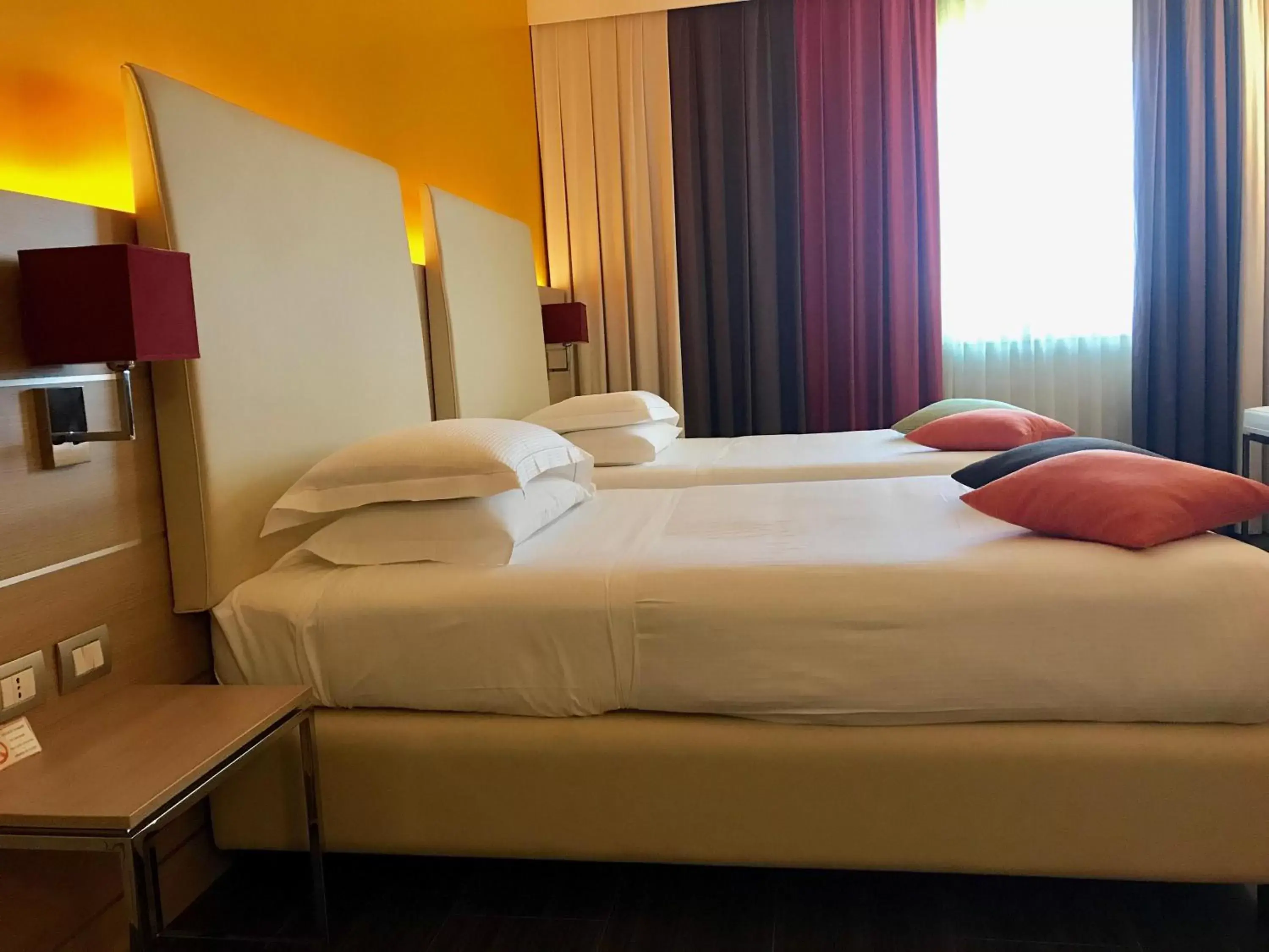Photo of the whole room, Bed in Best Western Plus Soave Hotel