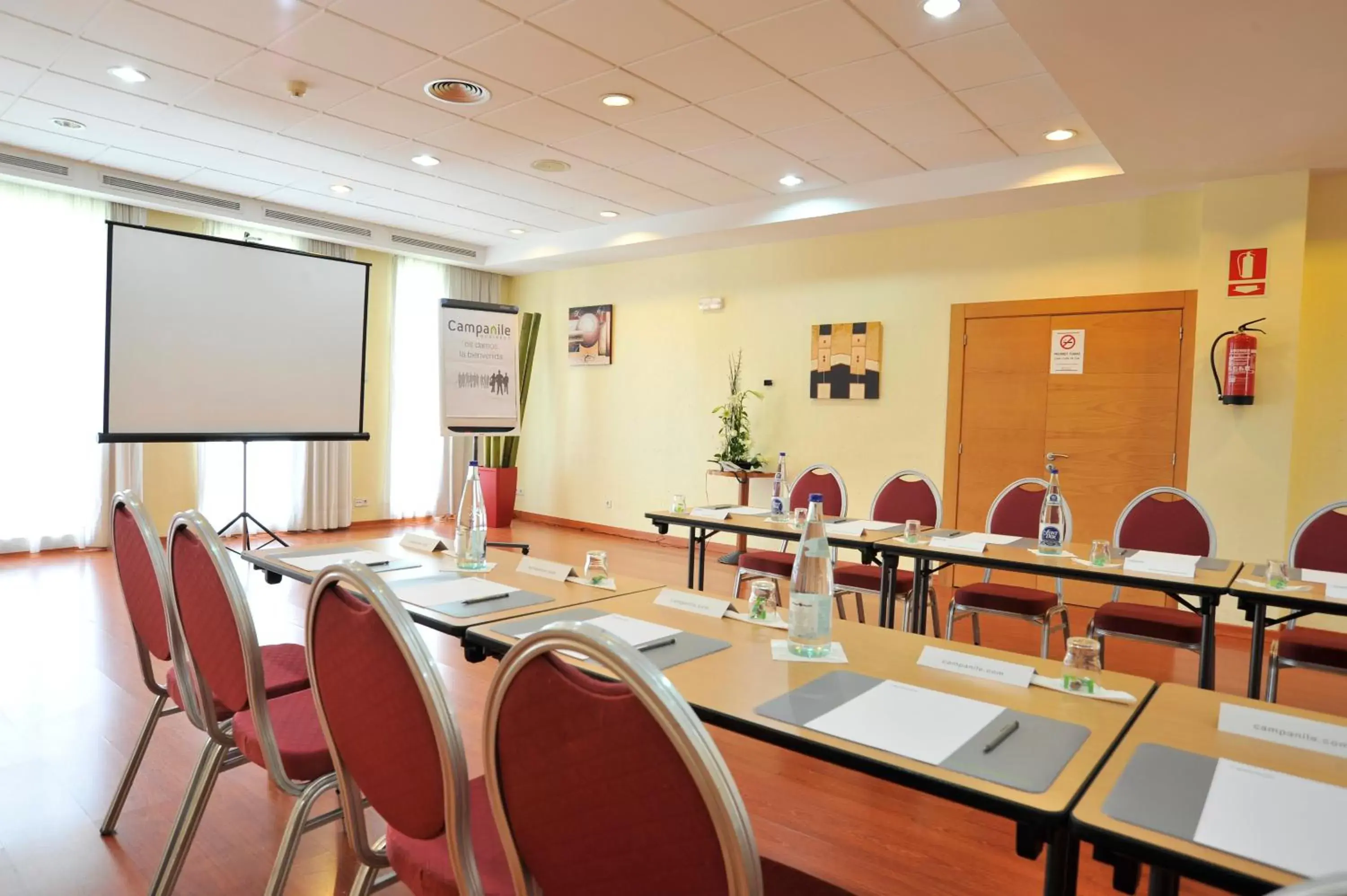 Business facilities in Campanile Barcelona