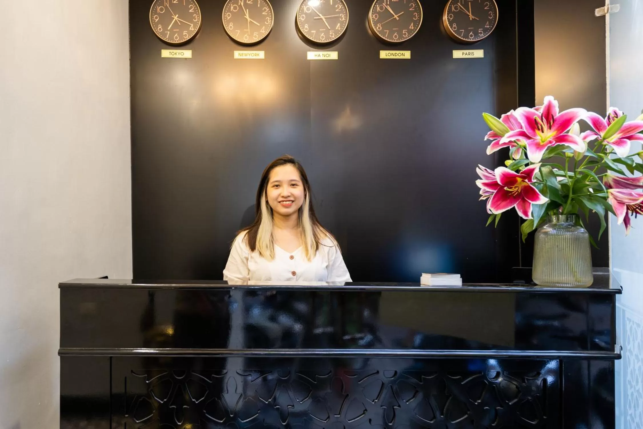 Lobby or reception in Hanoi Memory Legends Hotel