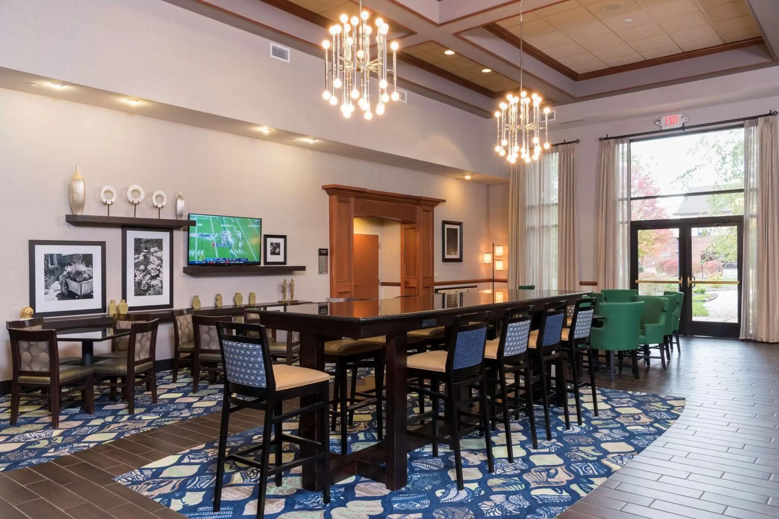 Lobby or reception, Restaurant/Places to Eat in Hampton Inn & Suites East Lansing