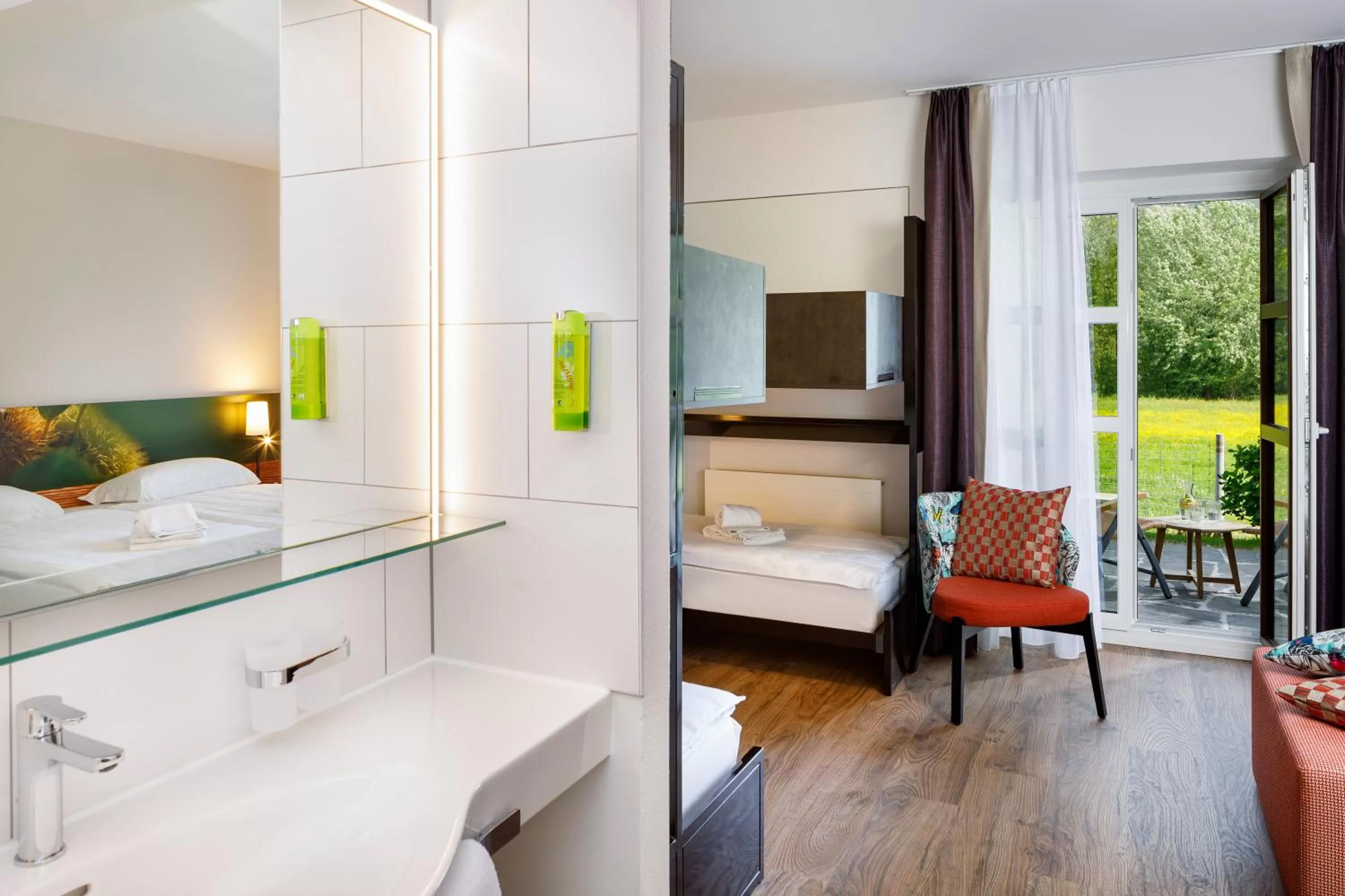 Bathroom, Bed in Hotel Bellinzona Sud Swiss Quality