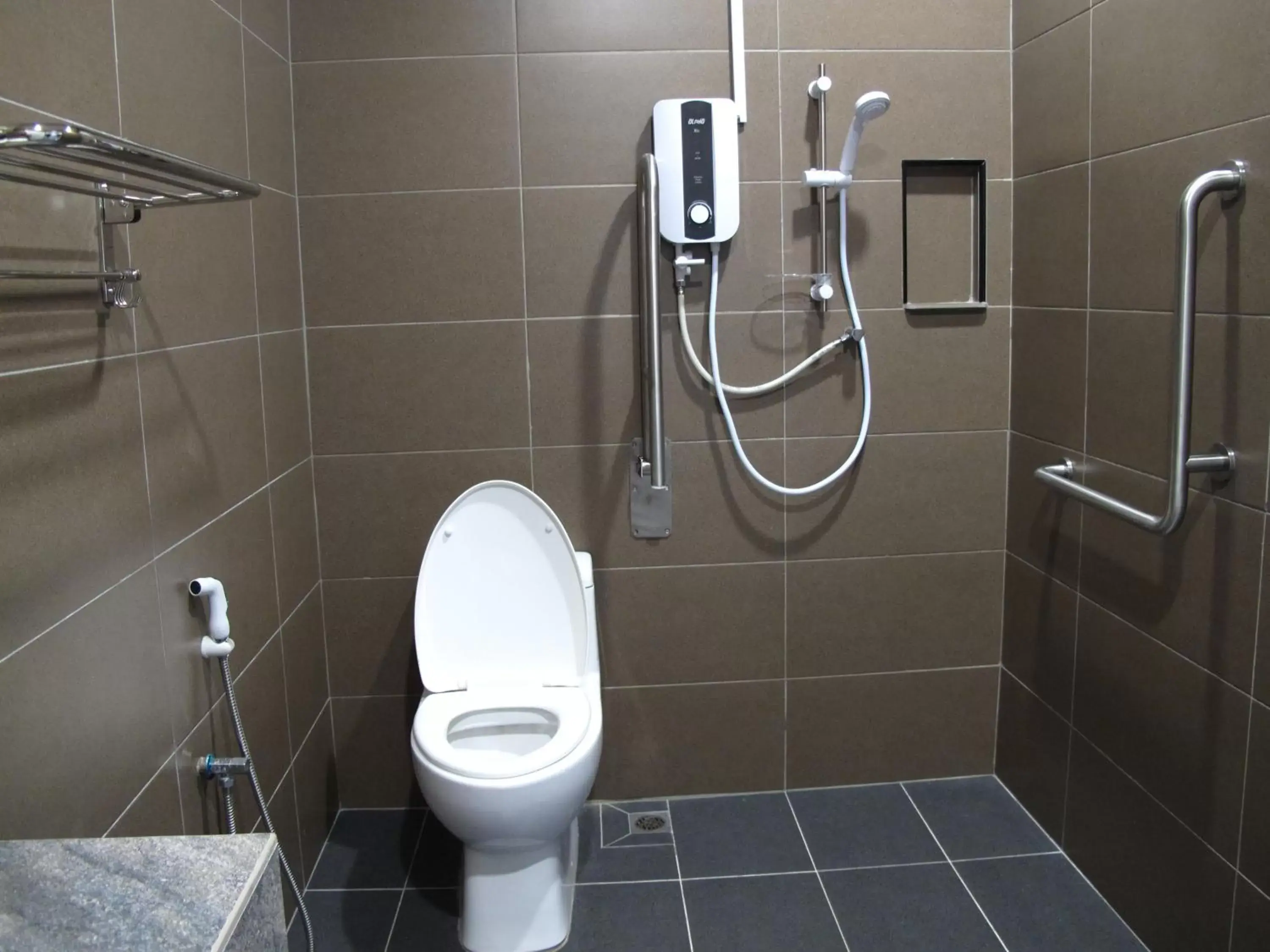 Shower, Bathroom in HOTEL SUKARAMAI