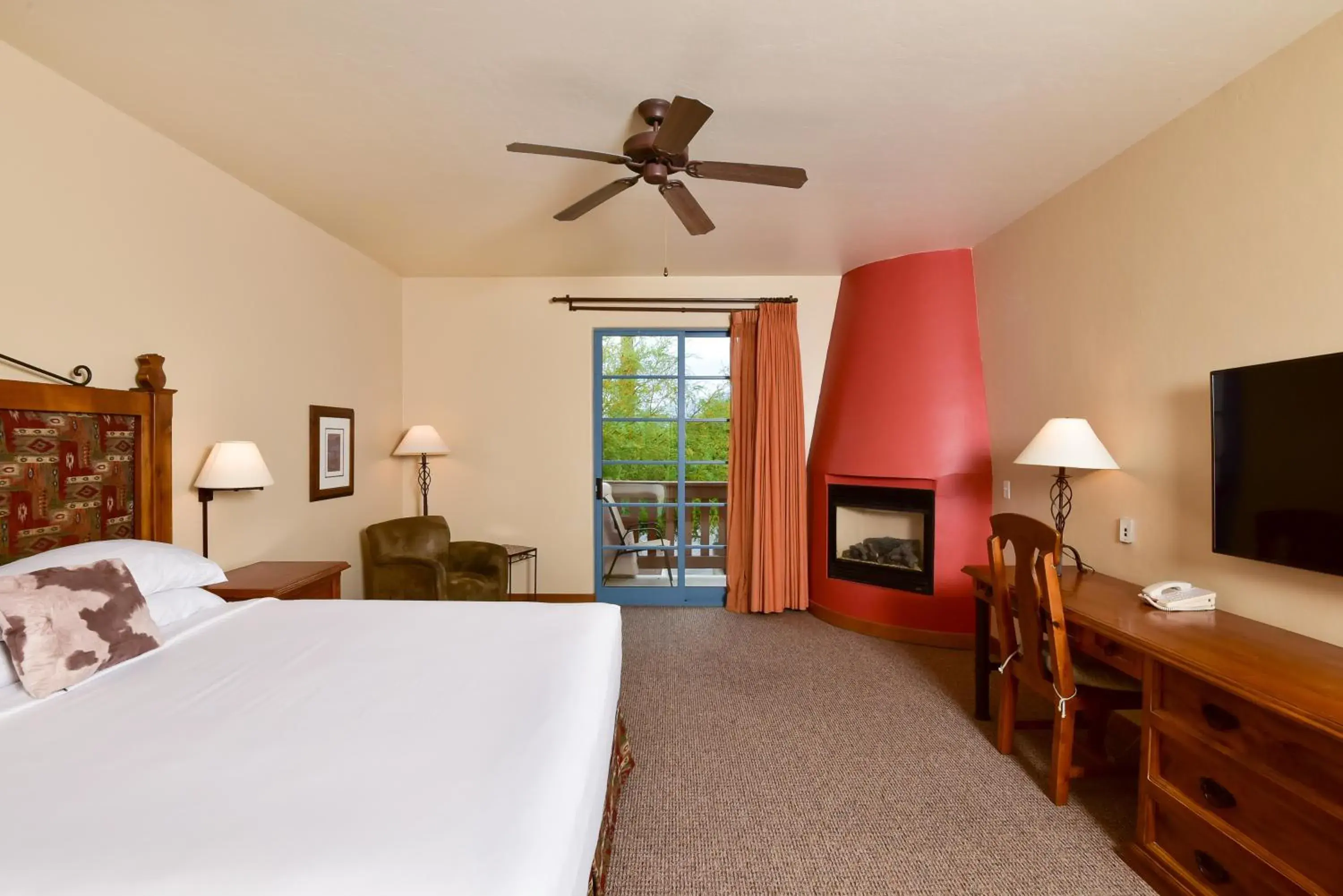 Bedroom in Lodge On The Desert