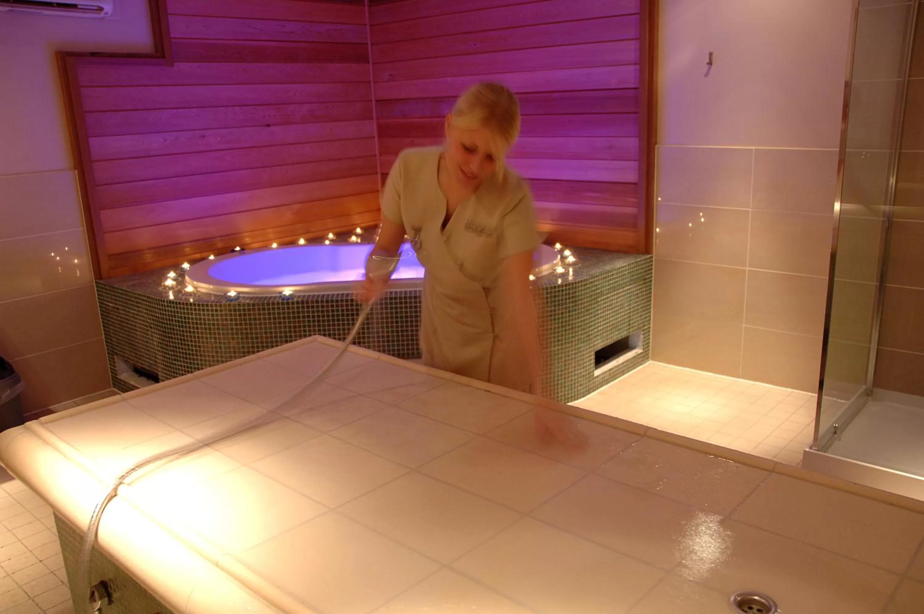 Spa and wellness centre/facilities in Knights Hill Hotel & Spa