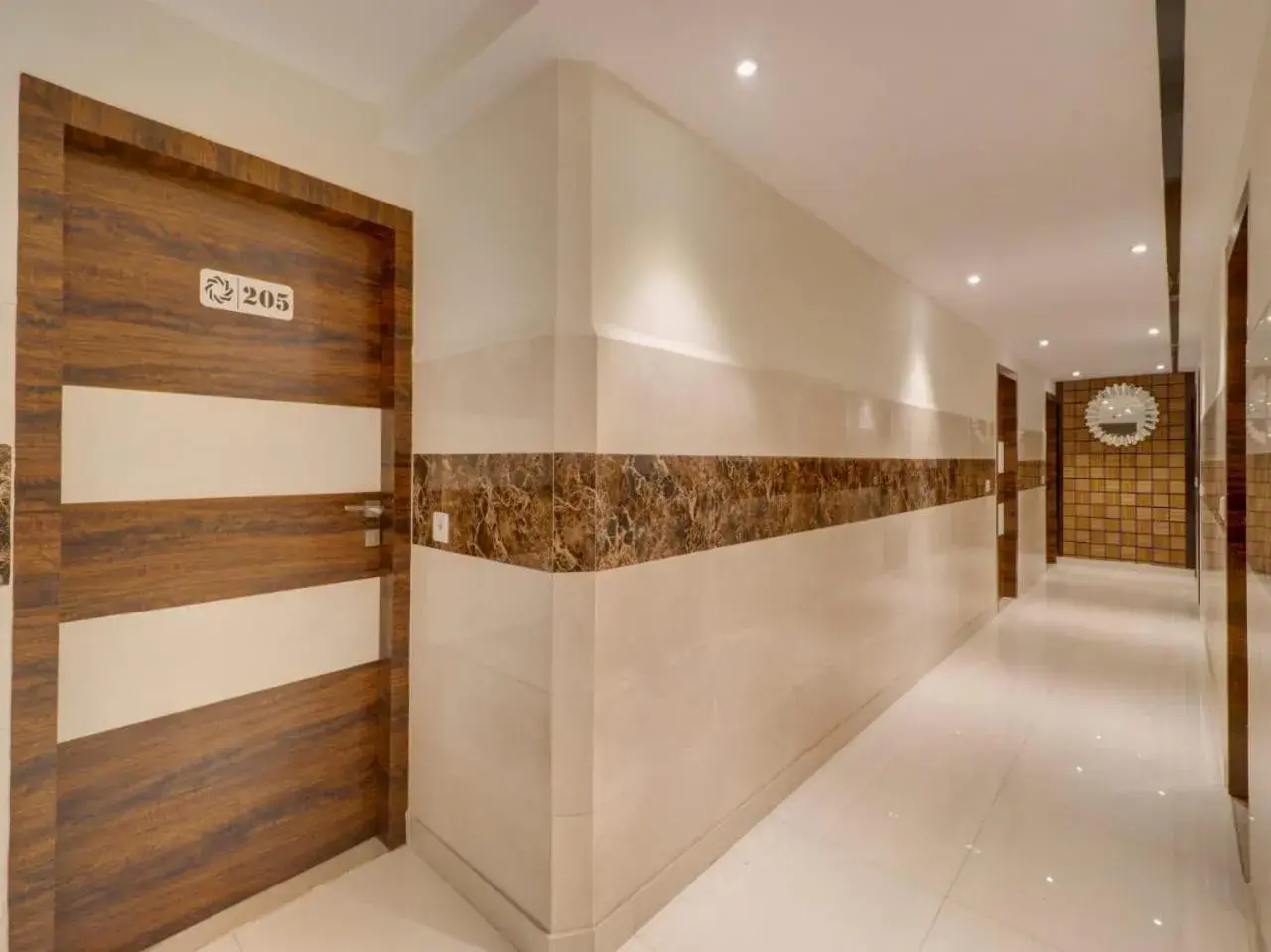 Property building, Bathroom in Hotel Dakha International