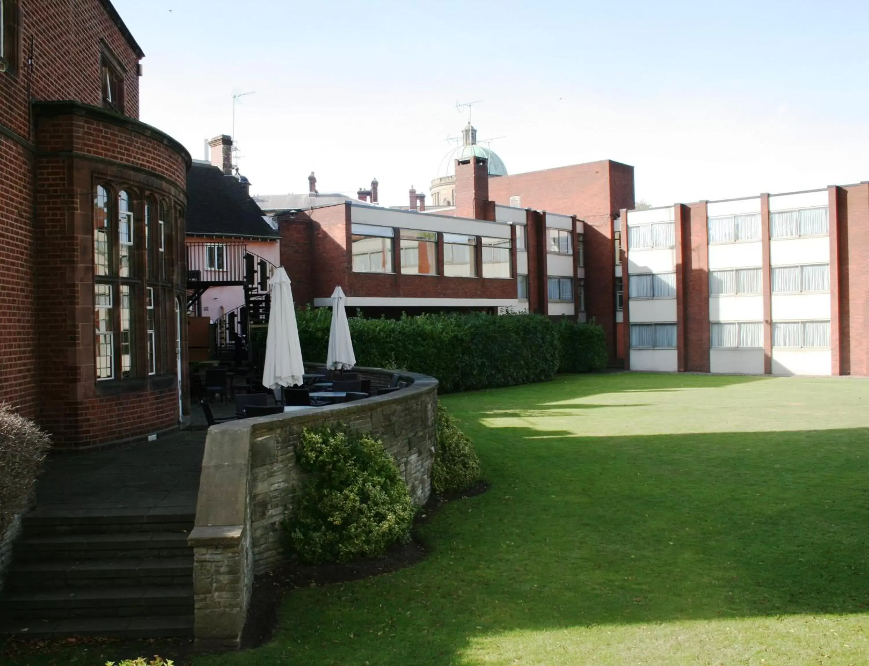 Patio, Property Building in Best Western Plough and Harrow Hotel