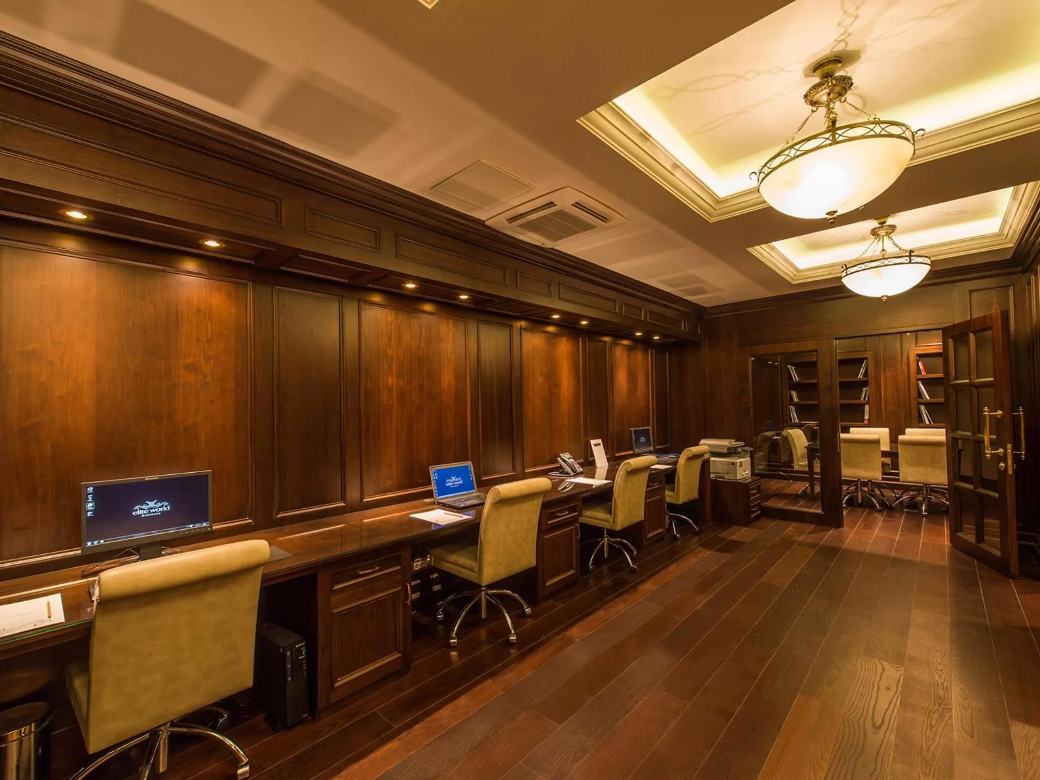 Business facilities in Elite World Istanbul Florya