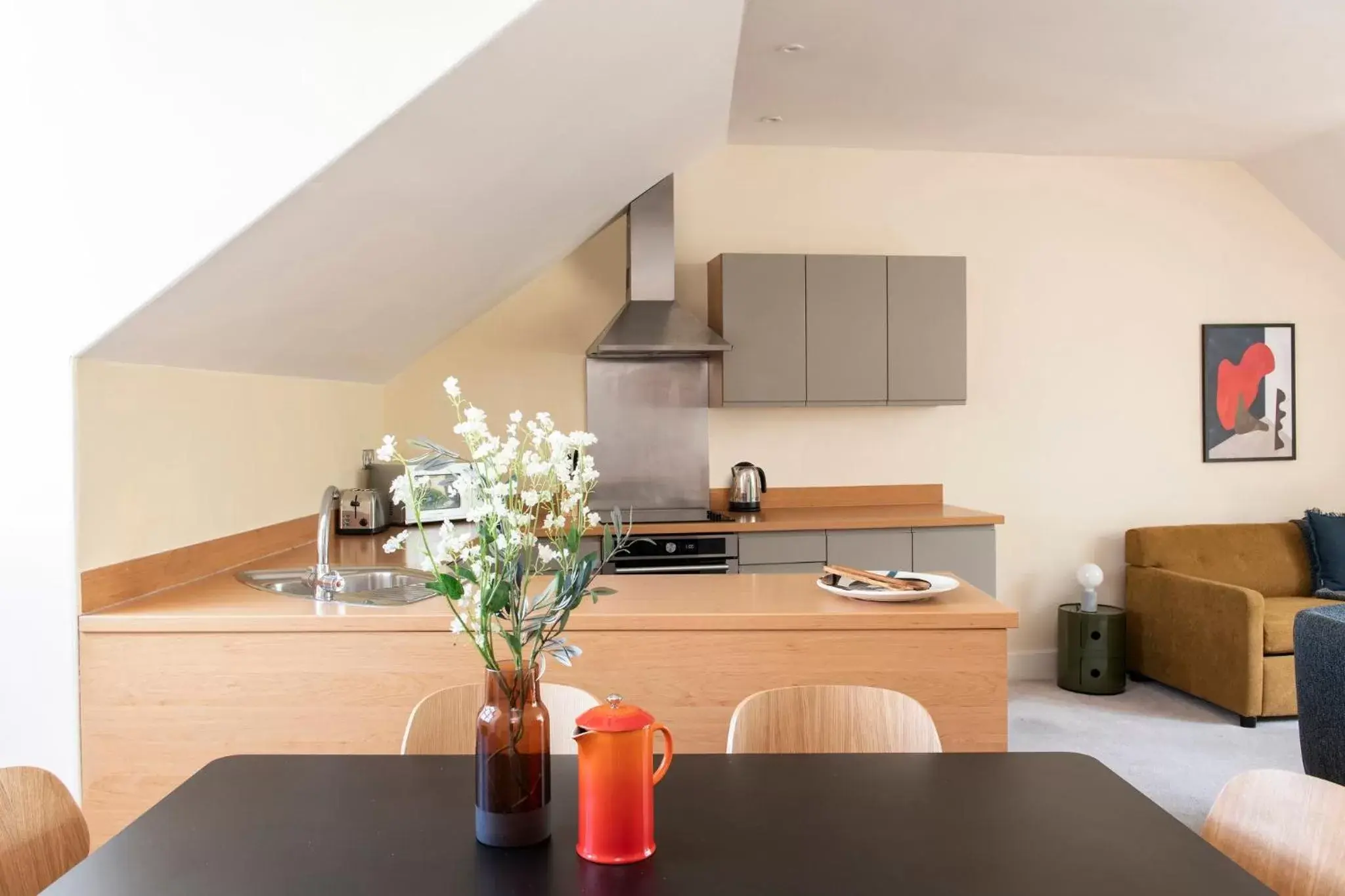 Living room, Kitchen/Kitchenette in SACO Bristol West India House