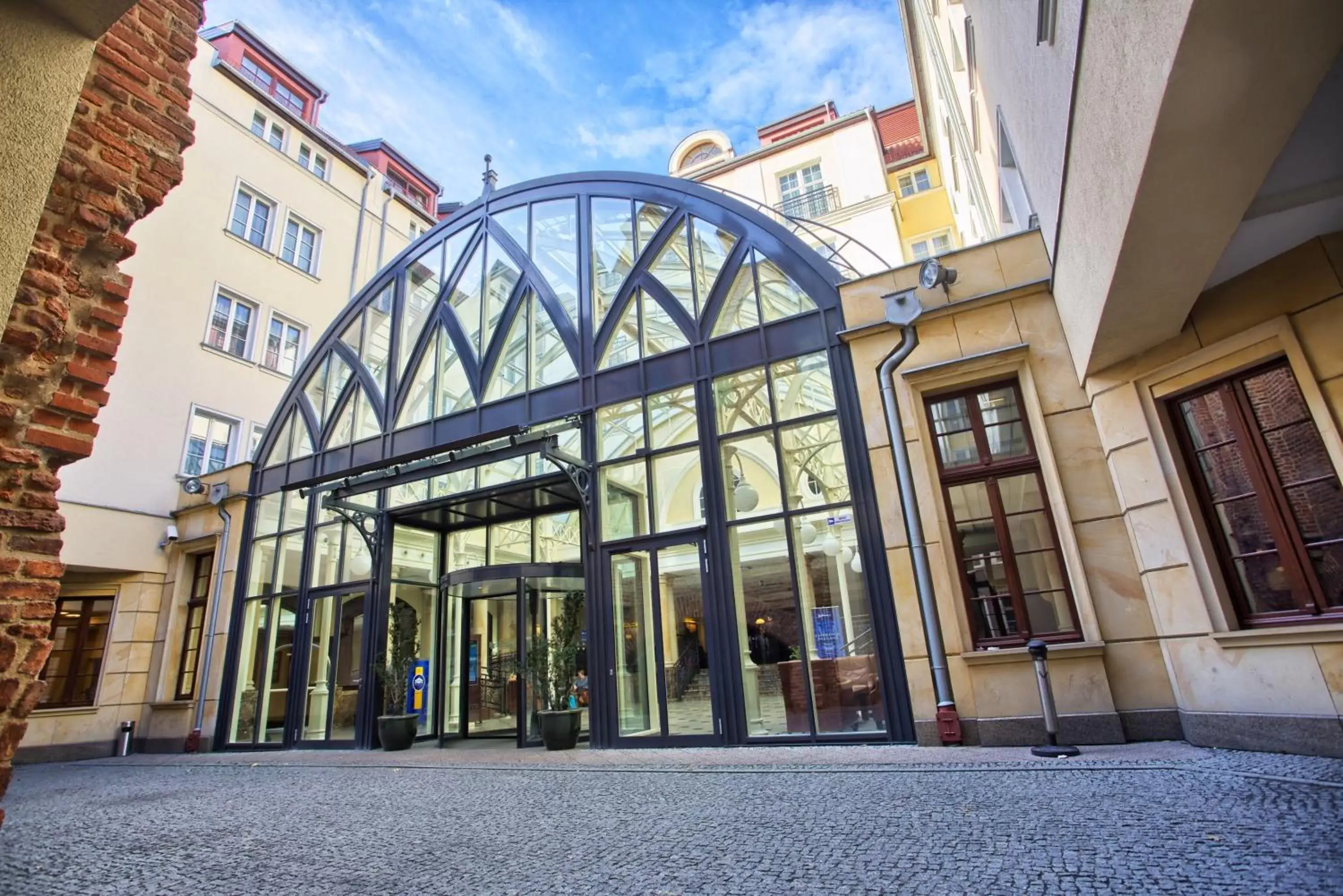 Facade/entrance, Property Building in Radisson Blu Hotel, Gdańsk