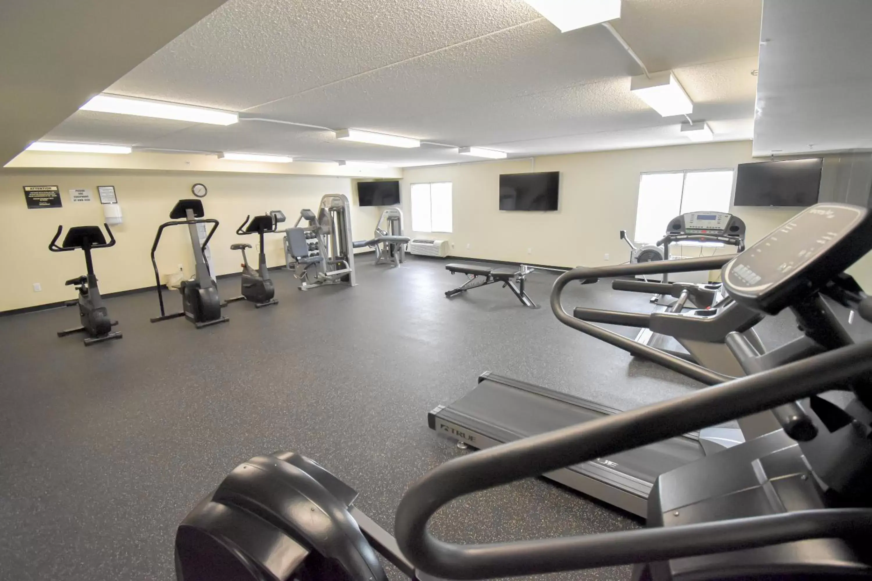 Fitness centre/facilities, Fitness Center/Facilities in Canad Inns Destination Centre Club Regent Casino Hotel