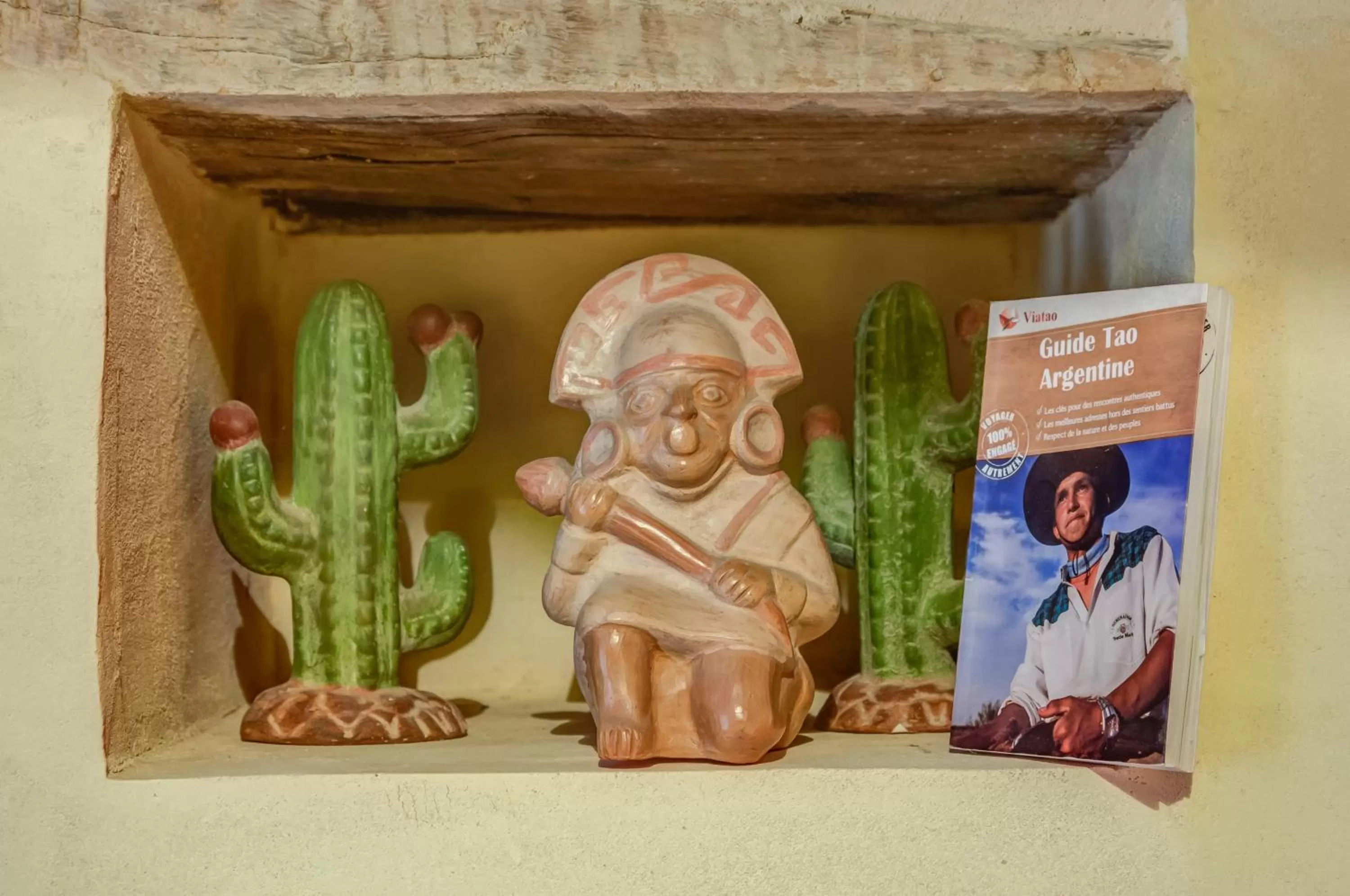 Decorative detail in Hôtel des 4 continents - Le Mans