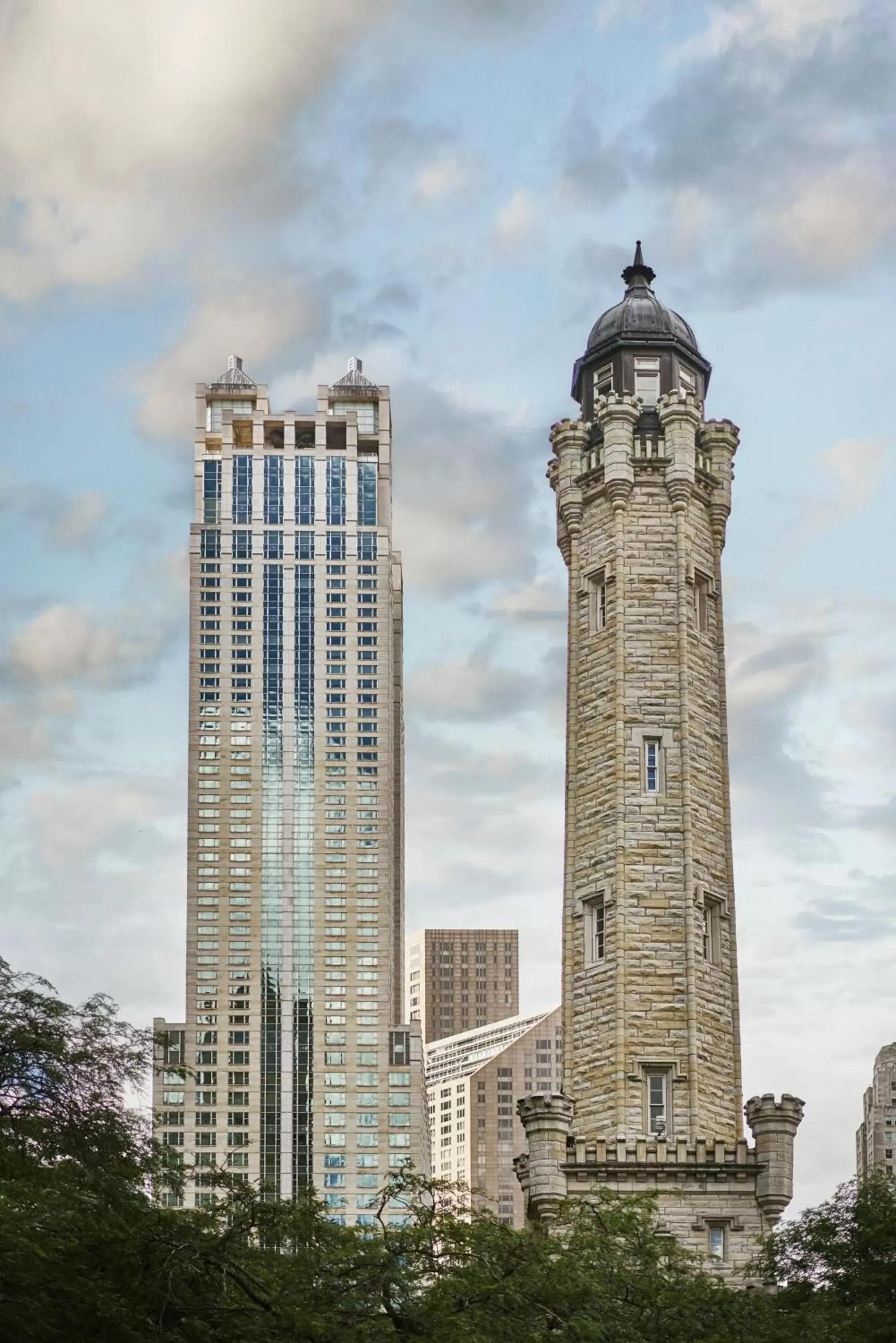 Property building in Four Seasons Chicago