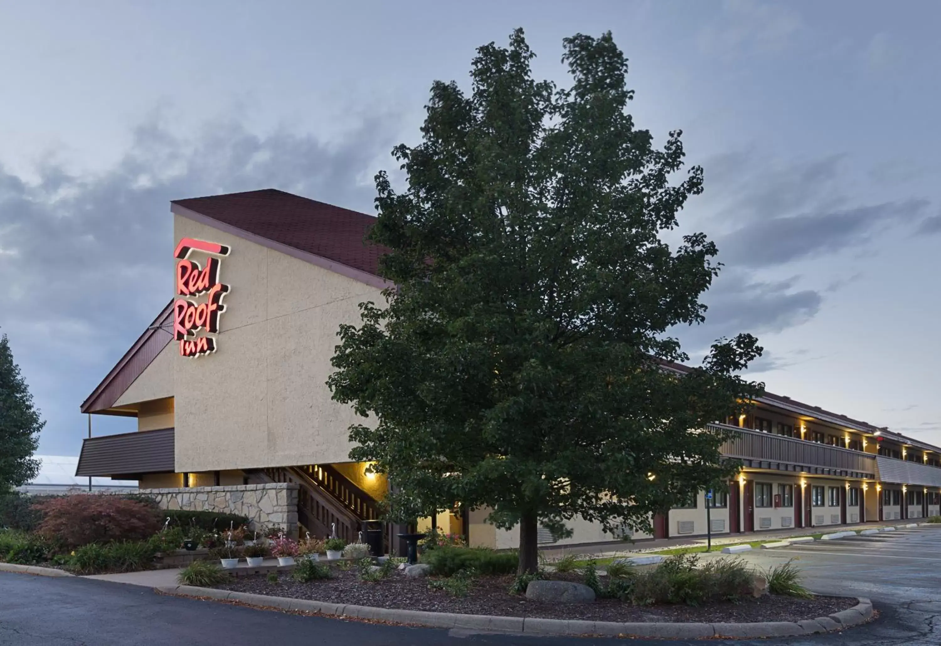 Property Building in Red Roof Inn Lansing West - MSU