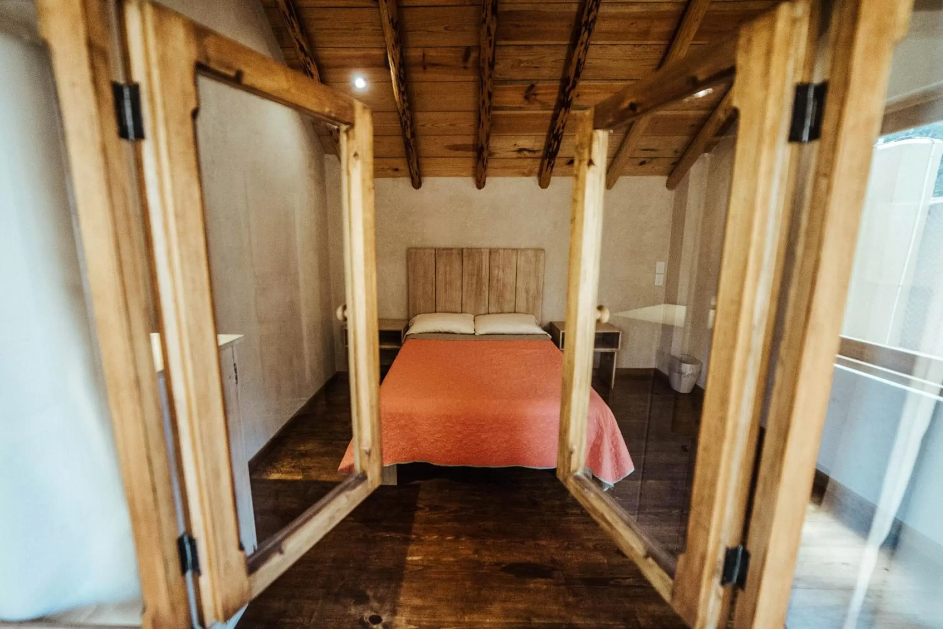 Double Room in Kotantik bed & breakfast Double Room in Kotantik bed & breakfast