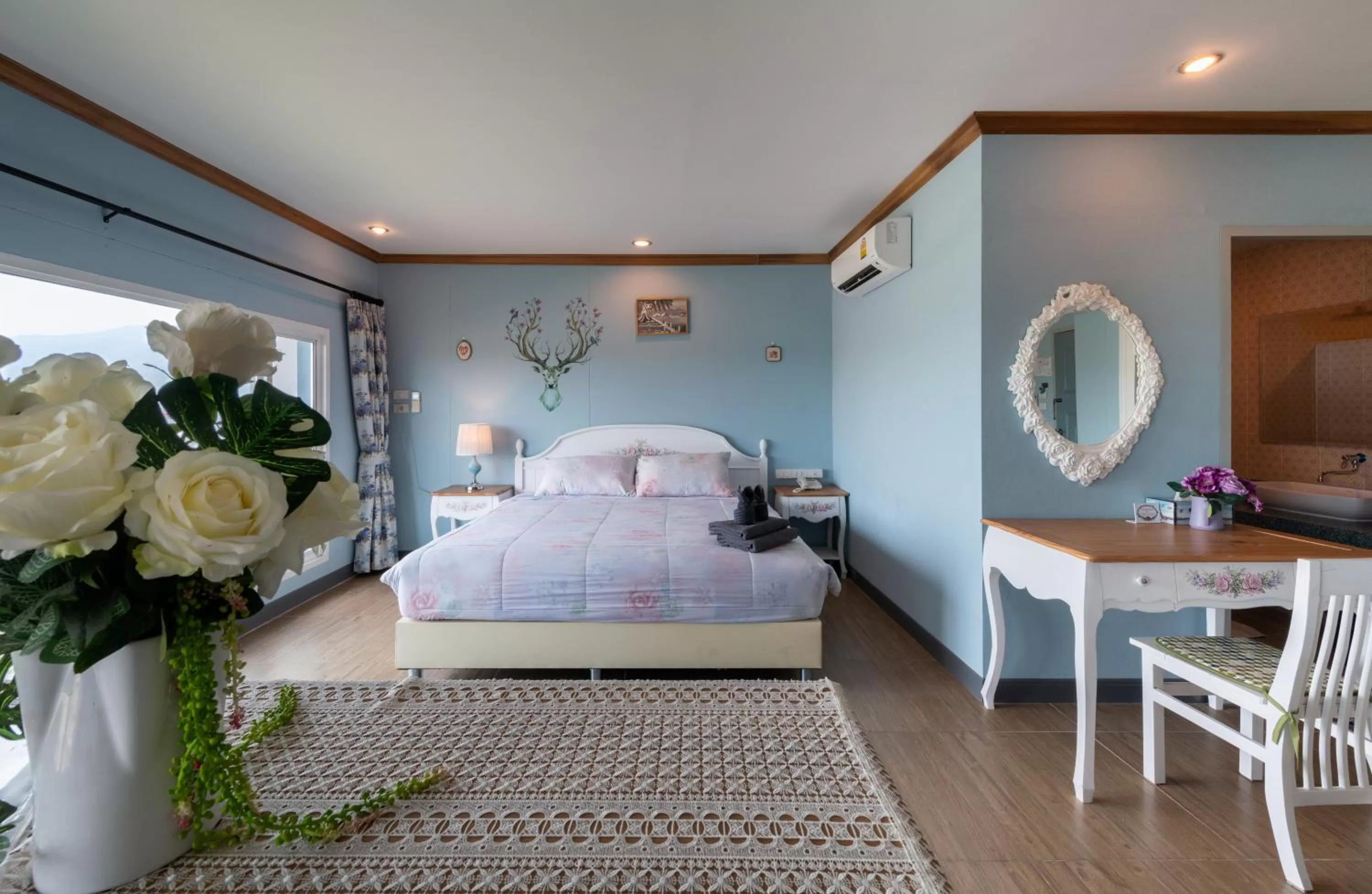 Bedroom, Bed in The Lilly Hotel