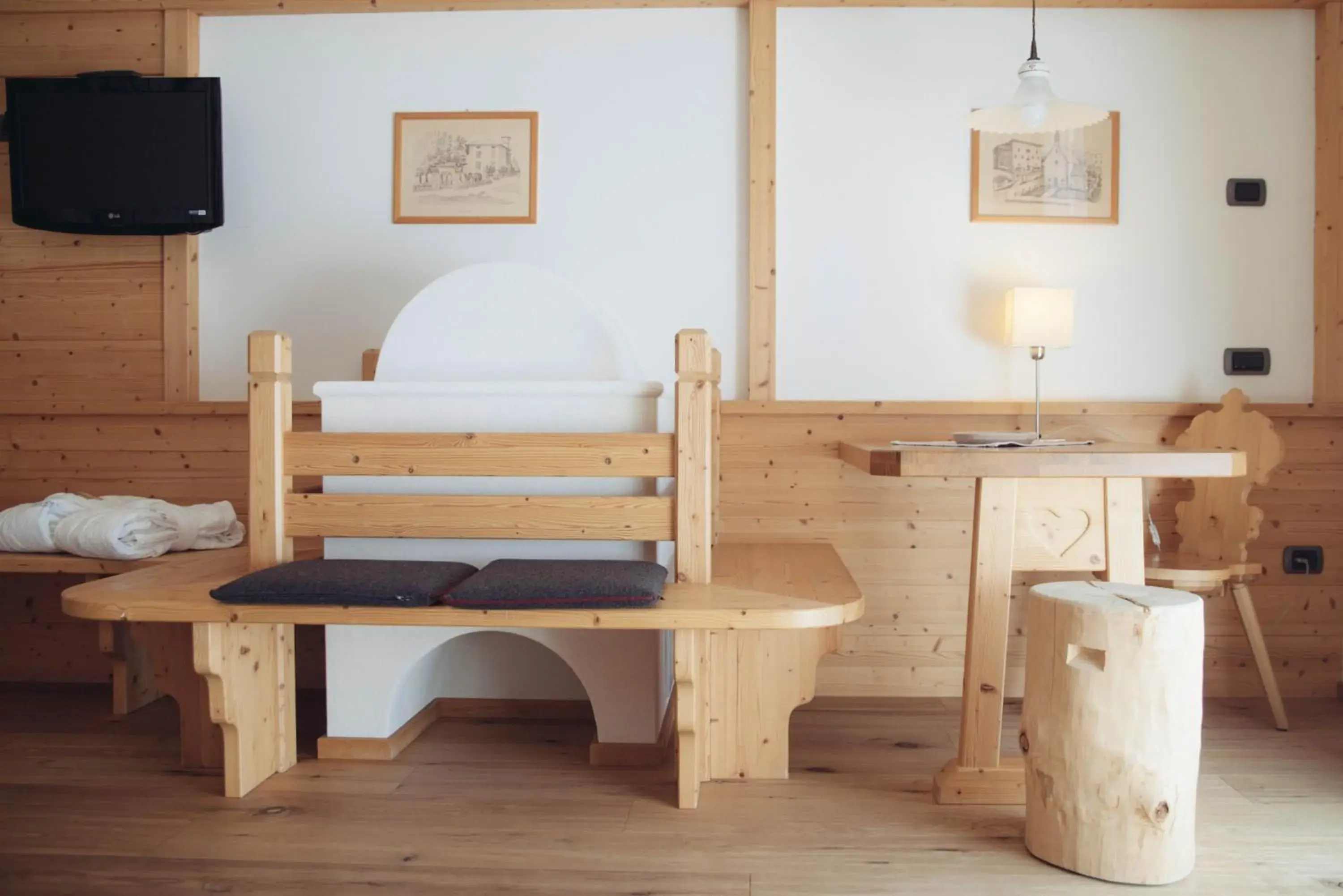 Seating area, Bunk Bed in Pineta Nature Resort - Wellness & SPA