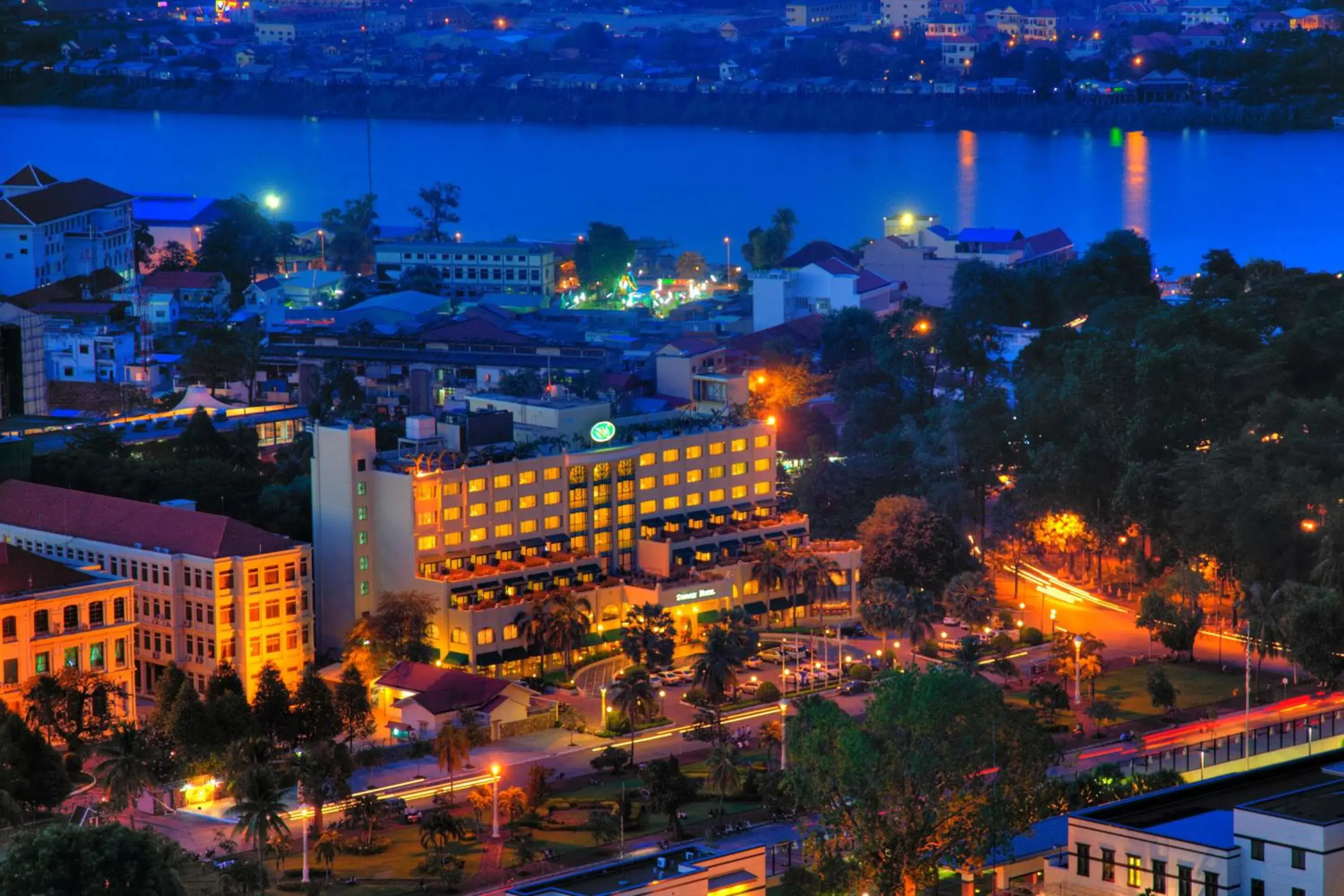 Facade/entrance, Bird's-eye View in Sunway Hotel Phnom Penh