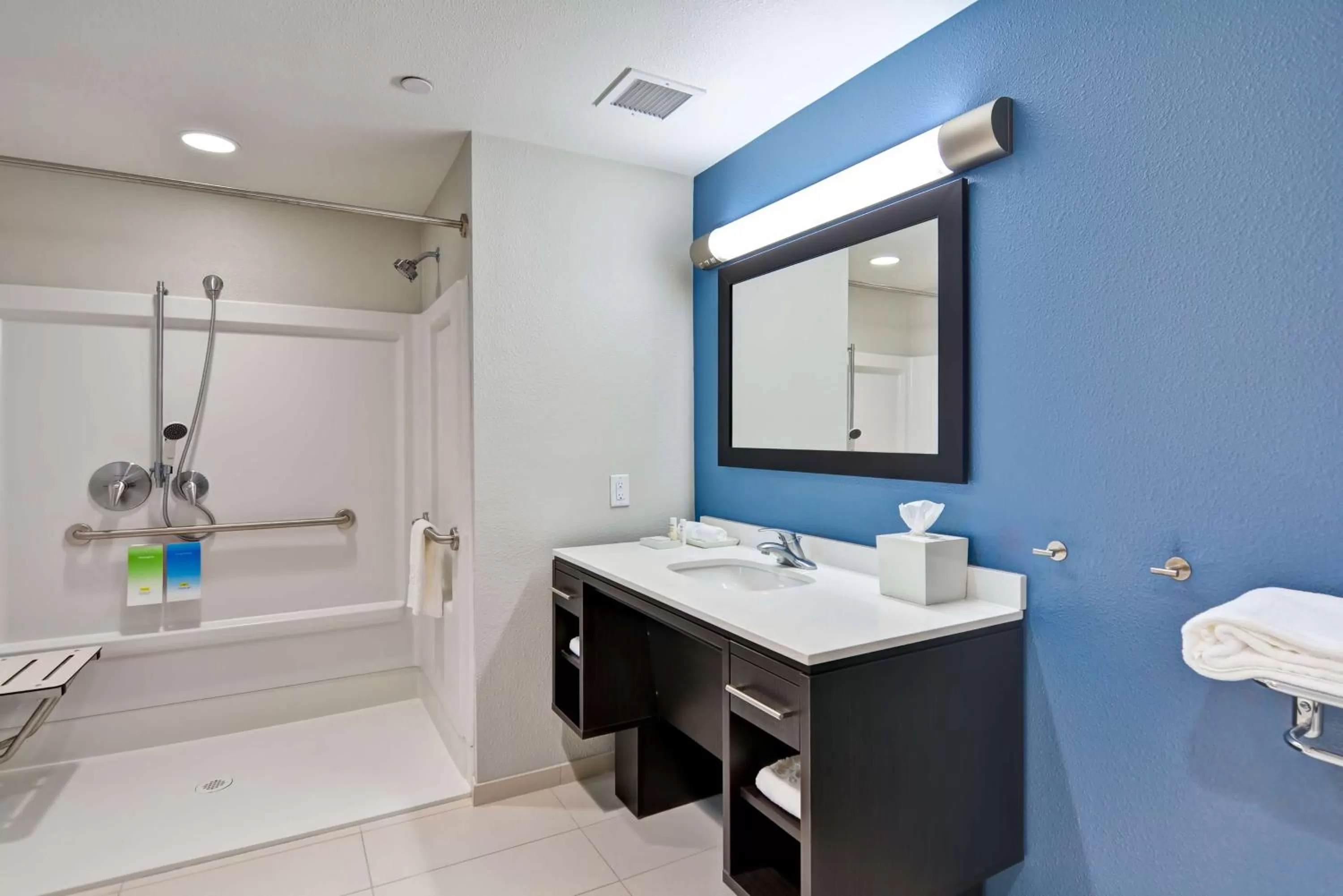 Bathroom in Home2 Suites Azusa