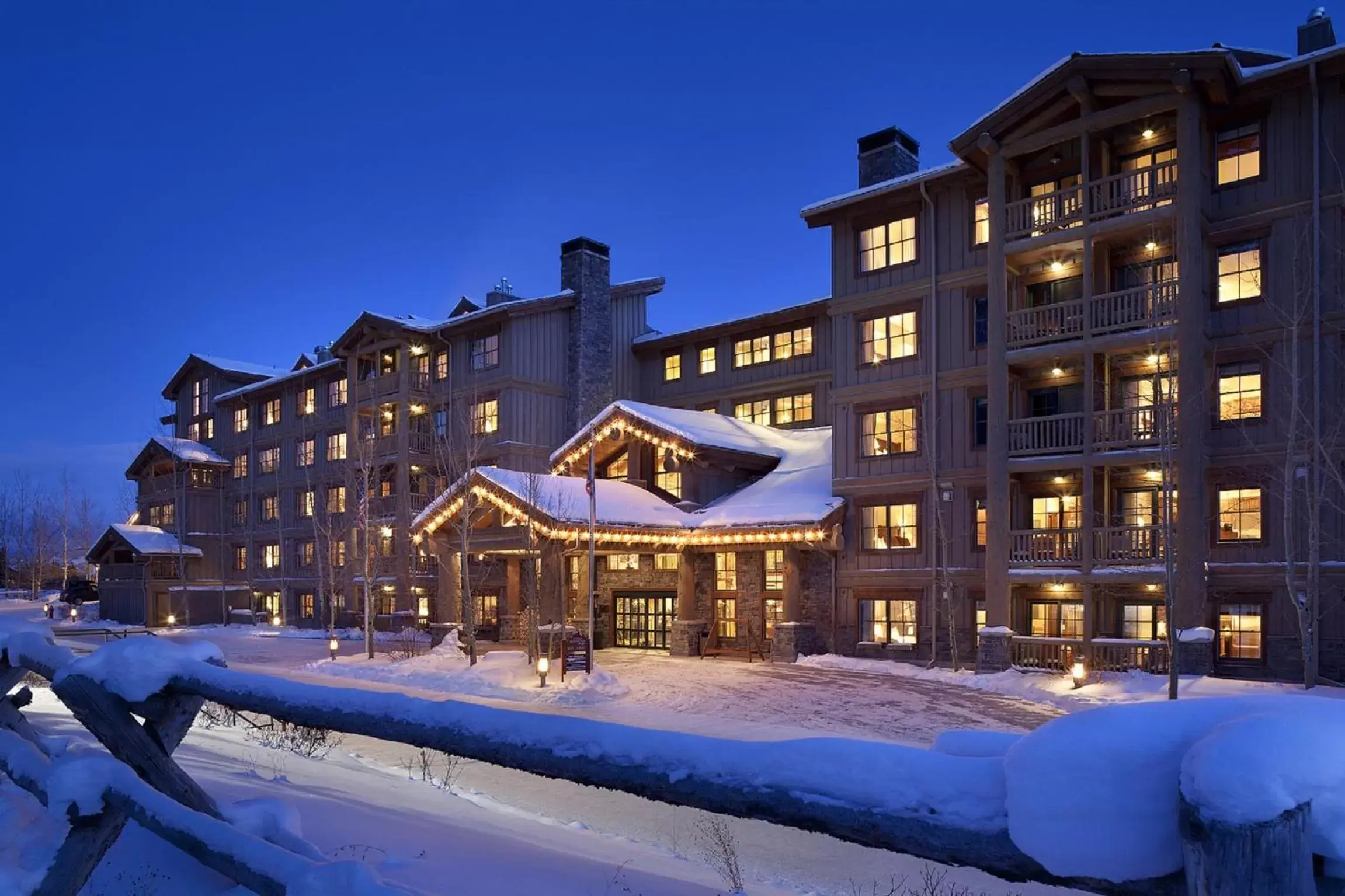 Facade/entrance, Winter in Teton Mountain Lodge and Spa, a Noble House Resort