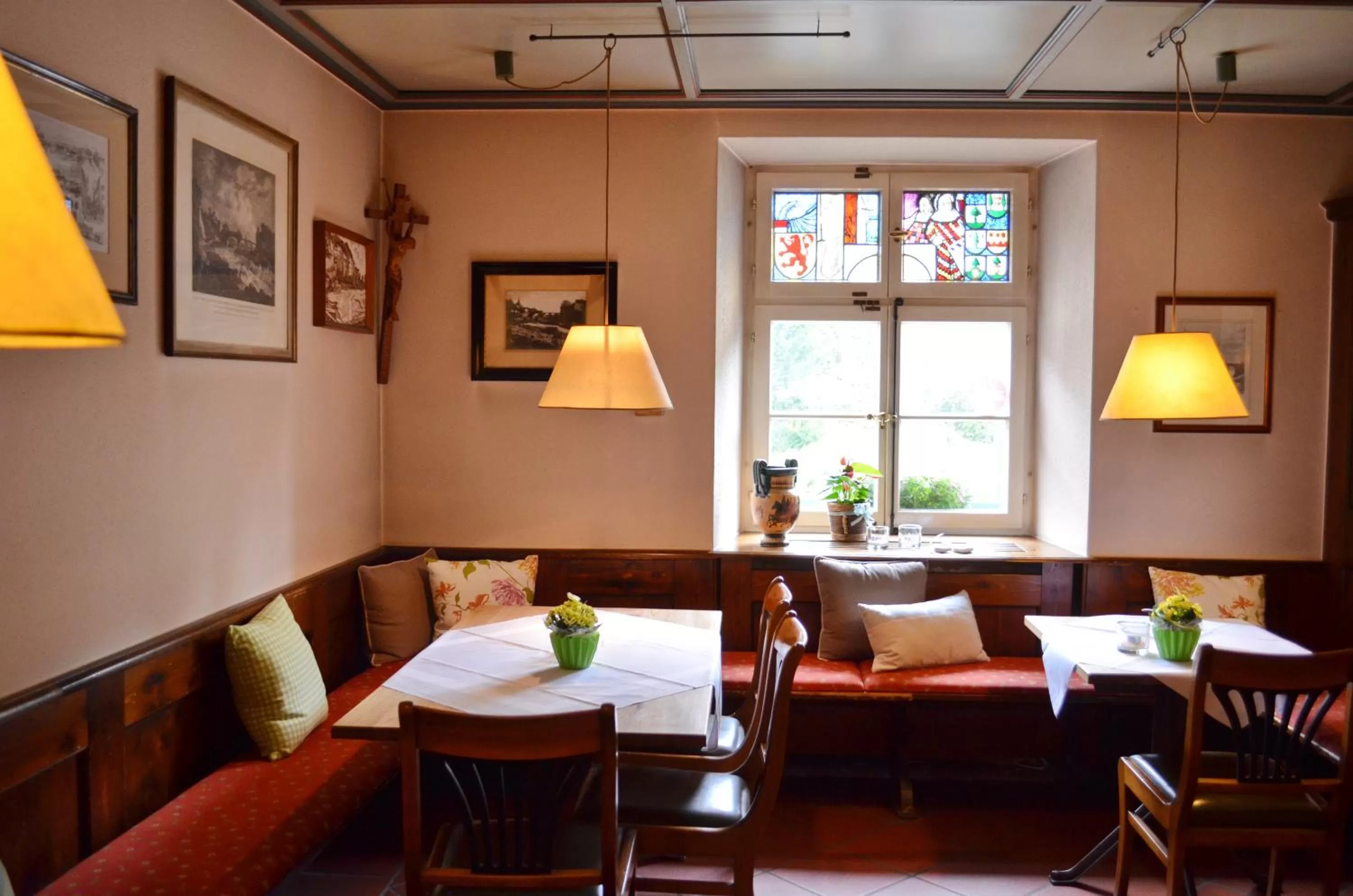 Restaurant/places to eat in Alte Post - Hotel Am Rhein-Ufer Laufenburg