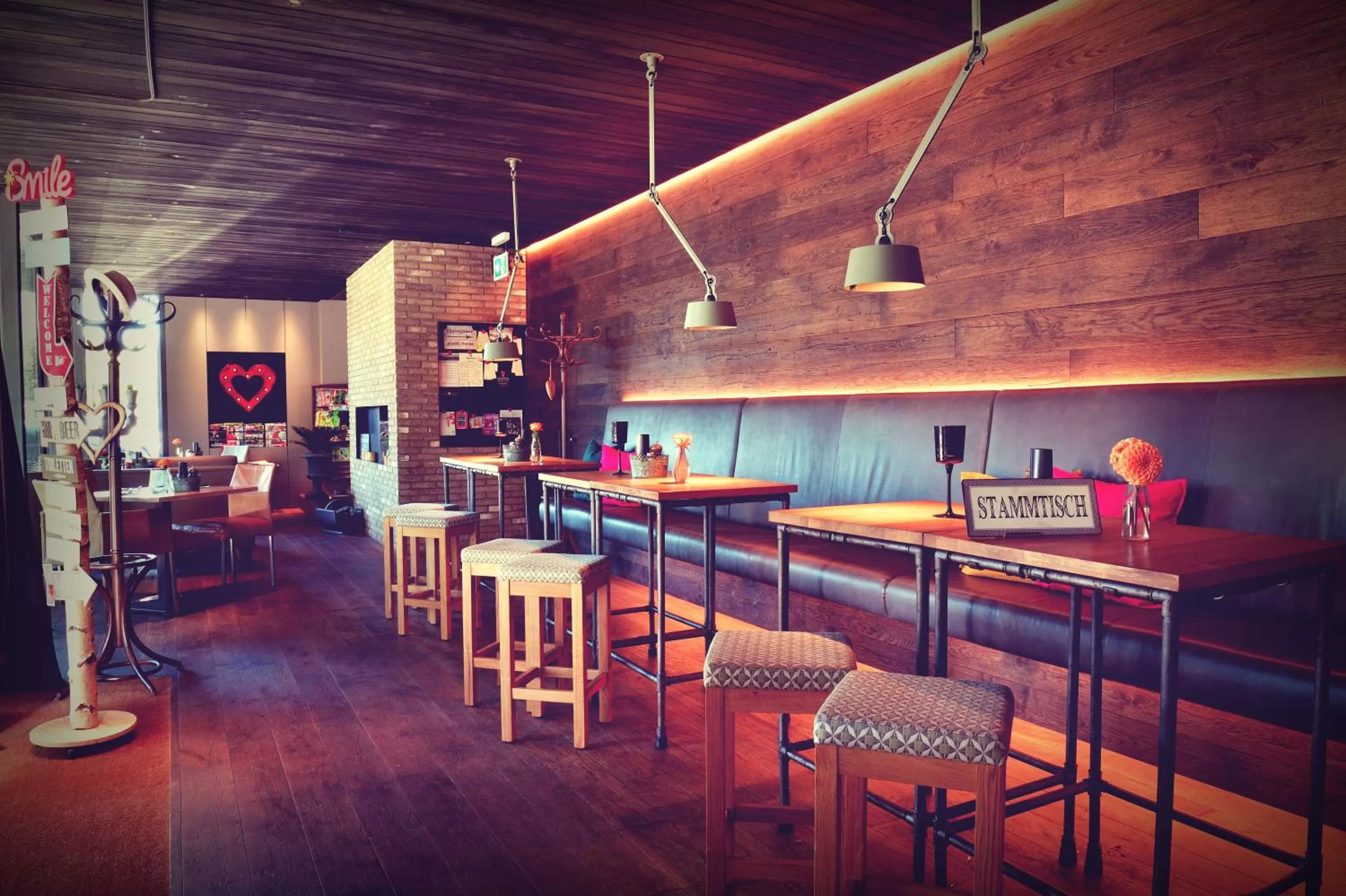 Restaurant/places to eat in Hotel Nagel