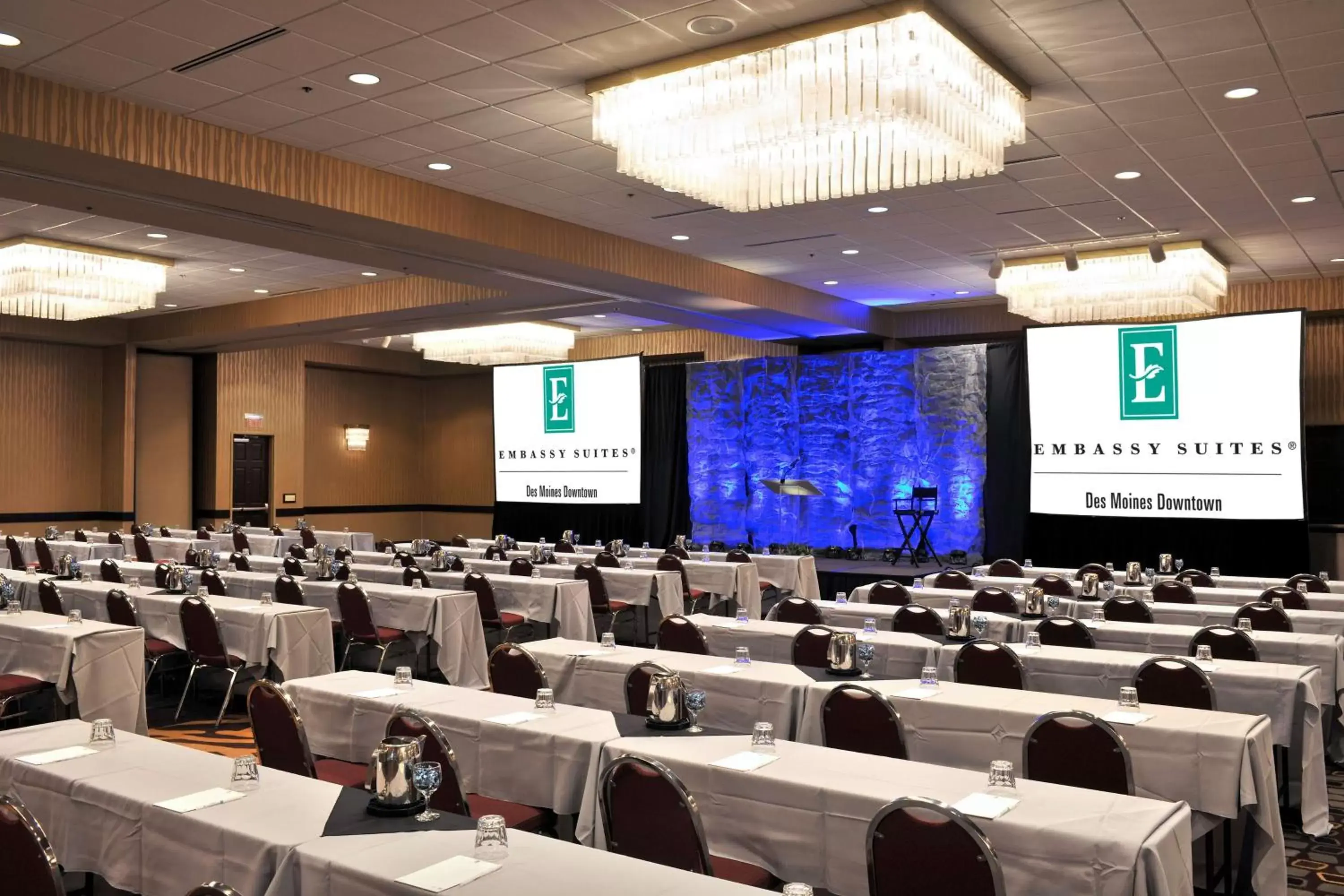 Meeting/conference room in Embassy Suites Des Moines Downtown