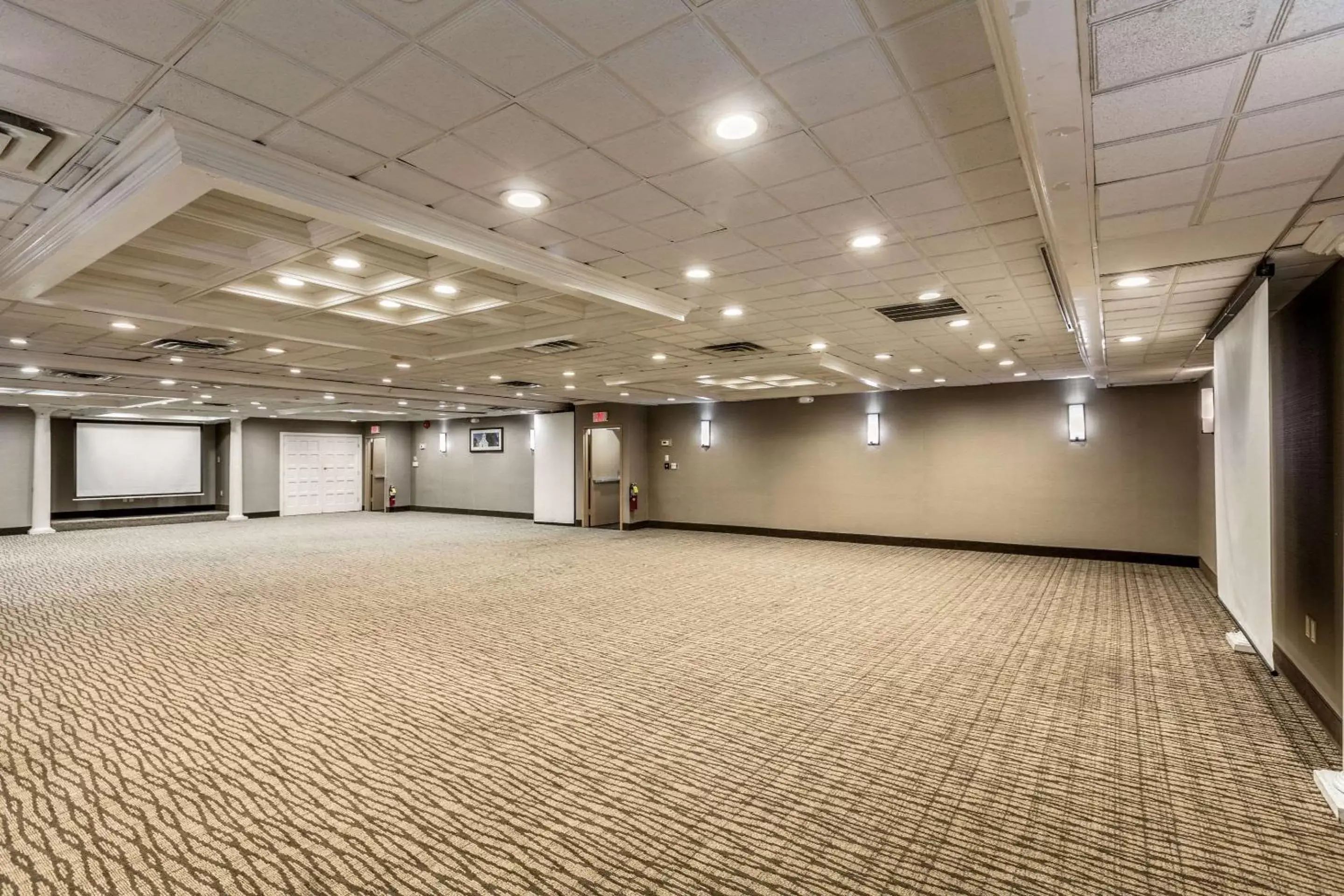 On site, Banquet Facilities in Comfort Inn Medford-Long Island