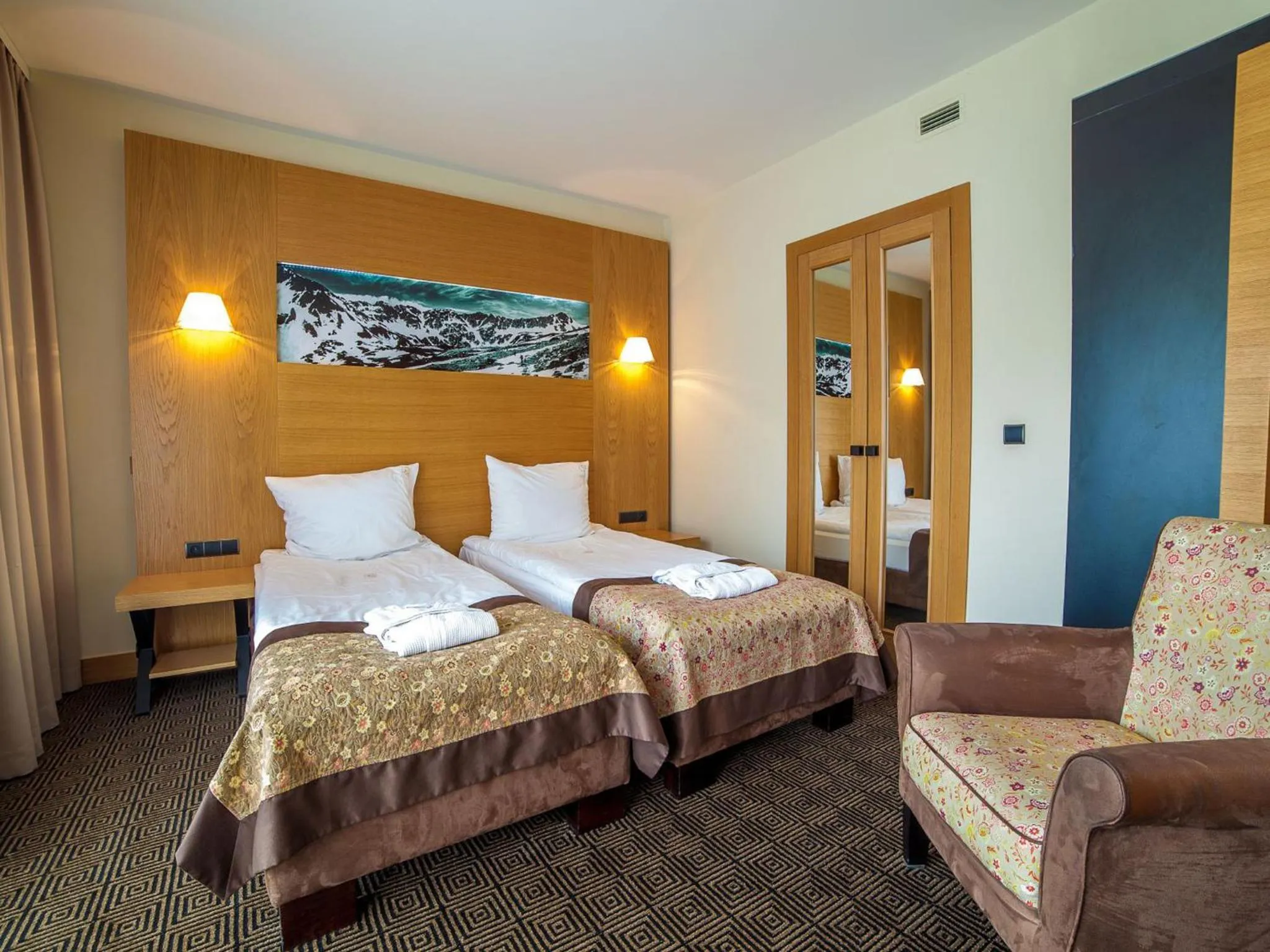 Photo of the whole room, Bed in Grand Nosalowy Dwór