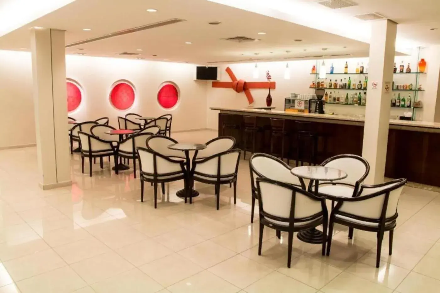 Restaurant/places to eat, Lounge/Bar in Hotel Premium Campinas