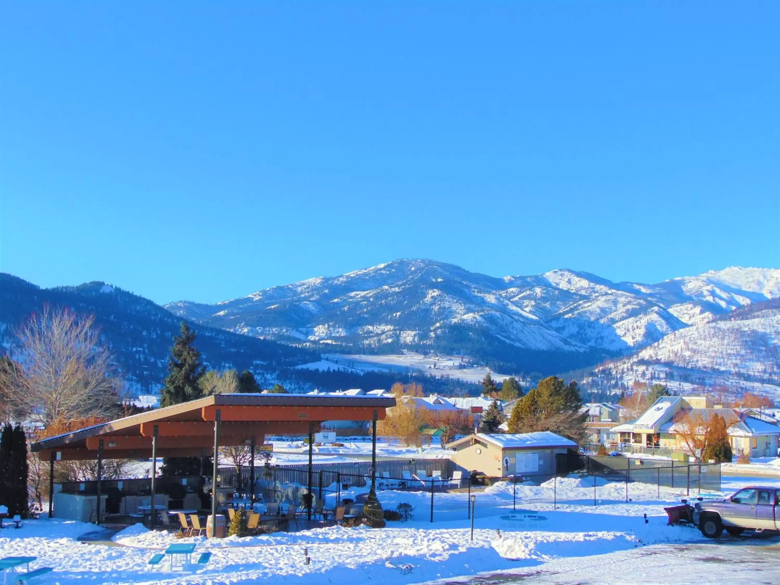 BBQ facilities, Winter in Mountain View Lodge