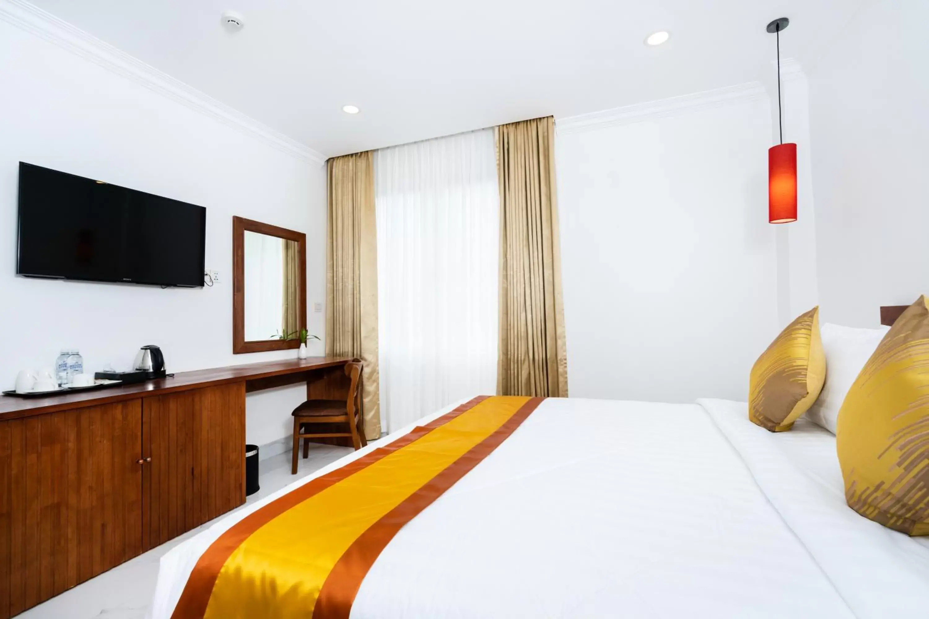 TV and multimedia, Bed in Le Kree Downtown Hotel