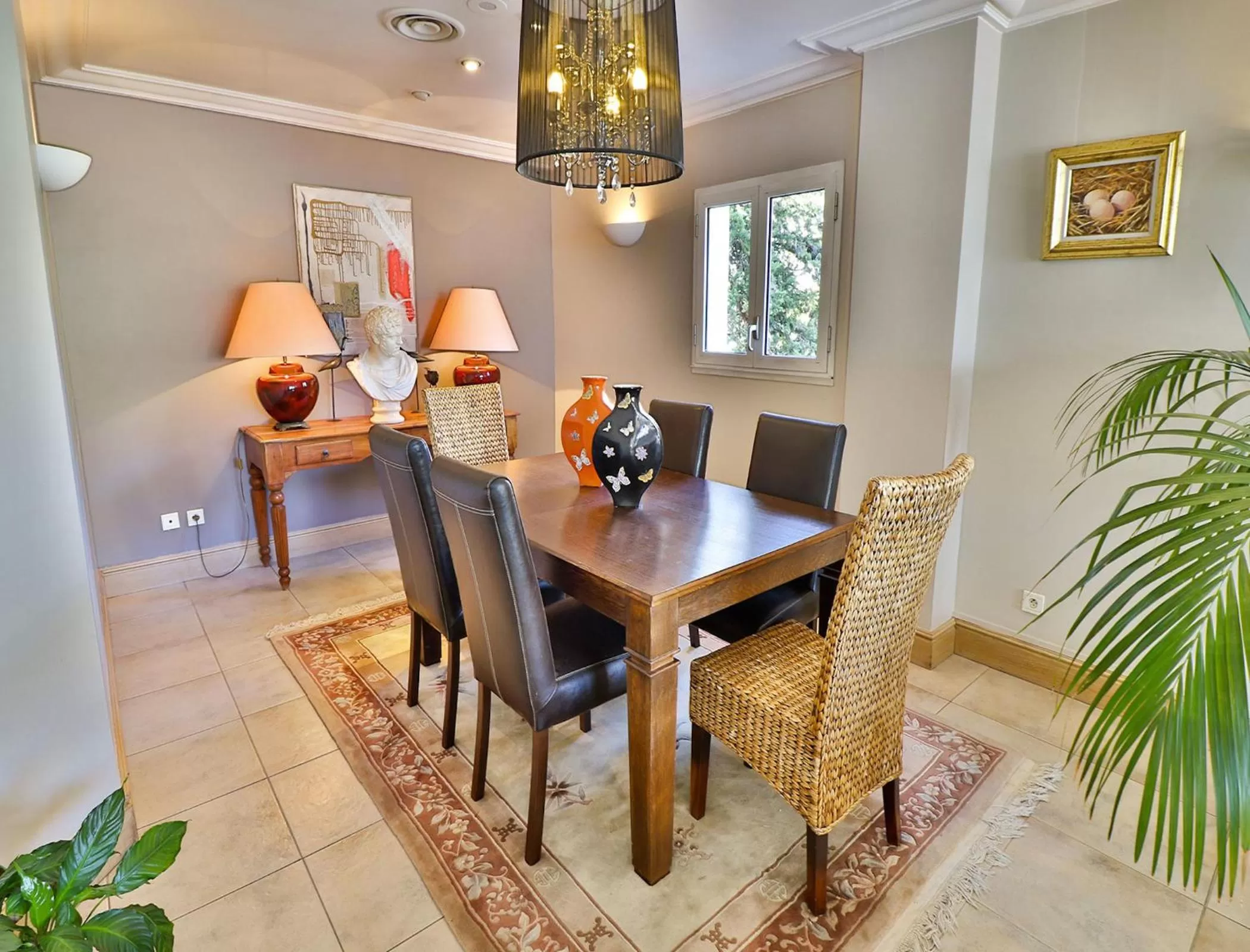 Seating area in Le Petit Prince