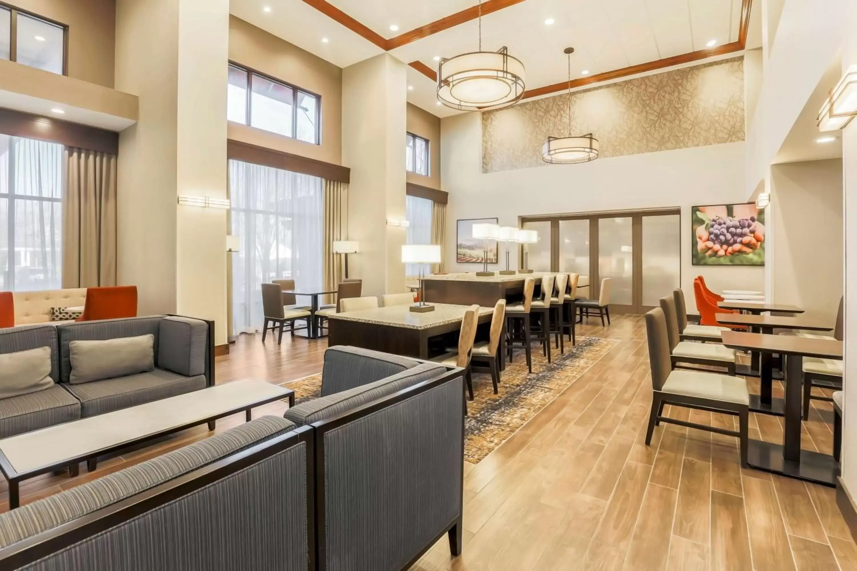 Lobby or reception, Restaurant/Places to Eat in Hampton Inn & Suites Windsor-Sonoma Wine Country