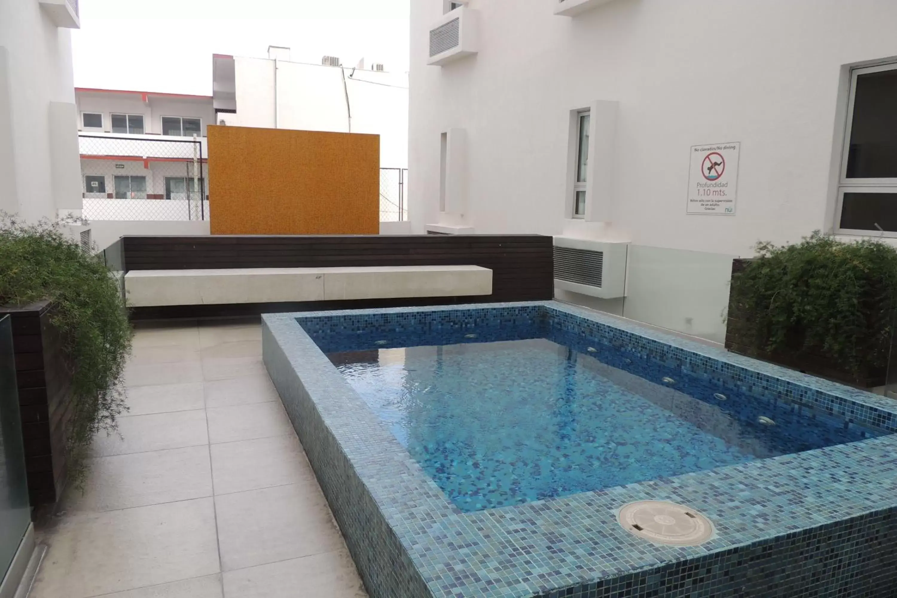 Day, Swimming Pool in Nu Hotel