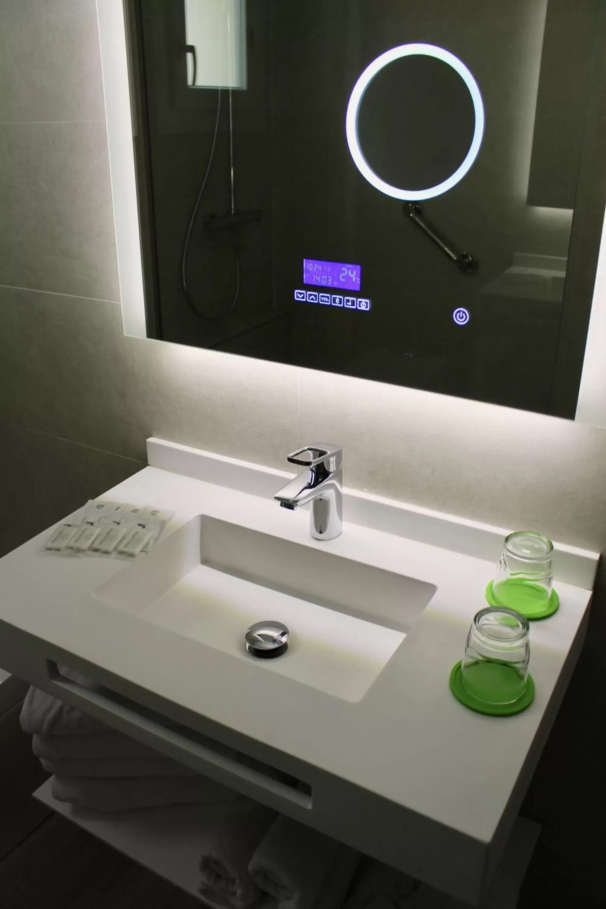 Bathroom in Hotel Rambla Alicante Contactless