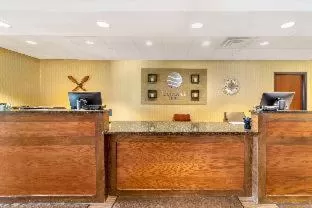 Lobby or reception in Sonesta Essential Minot