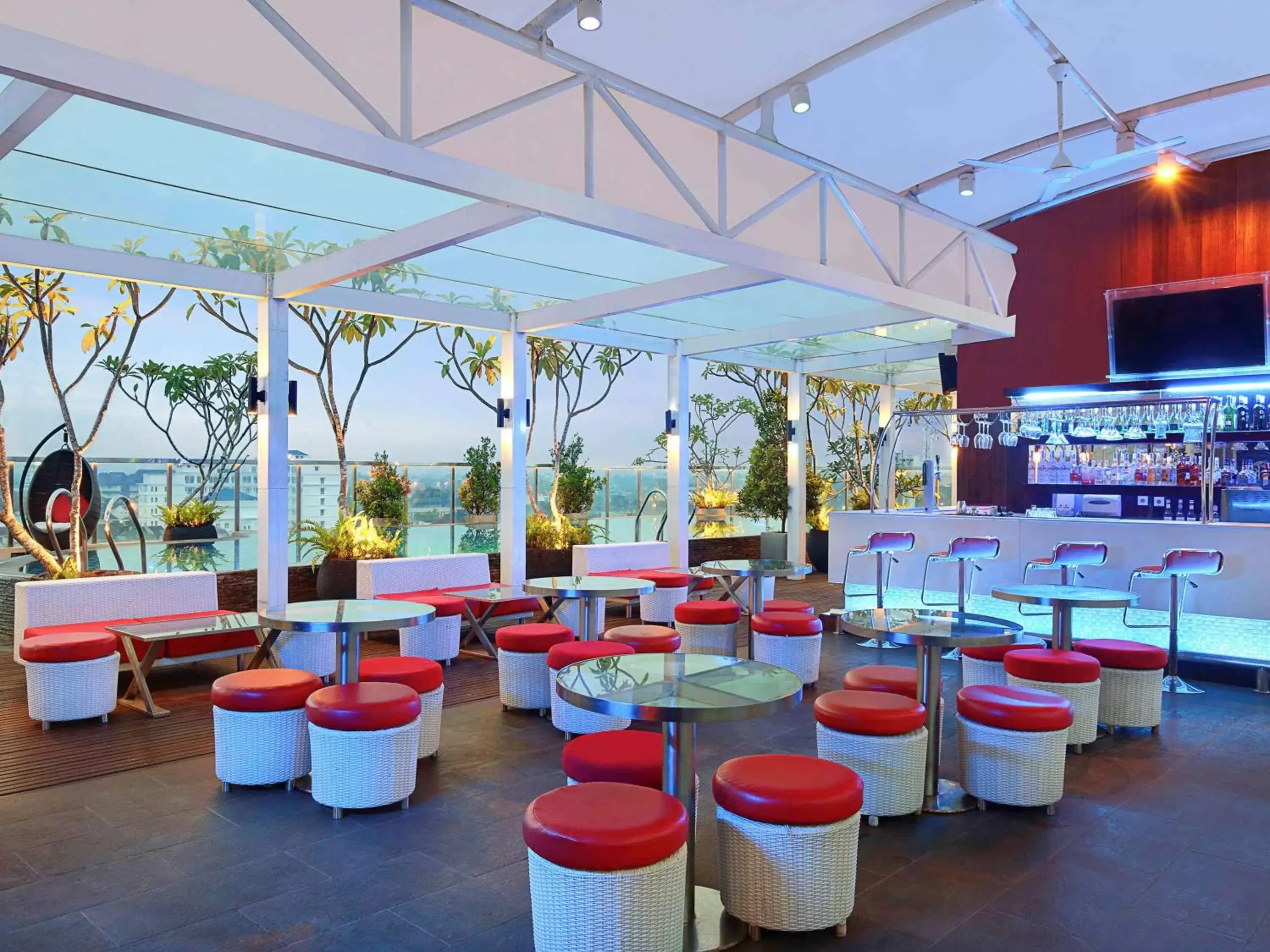 Lounge or bar, Lounge/Bar in ibis Styles Yogyakarta