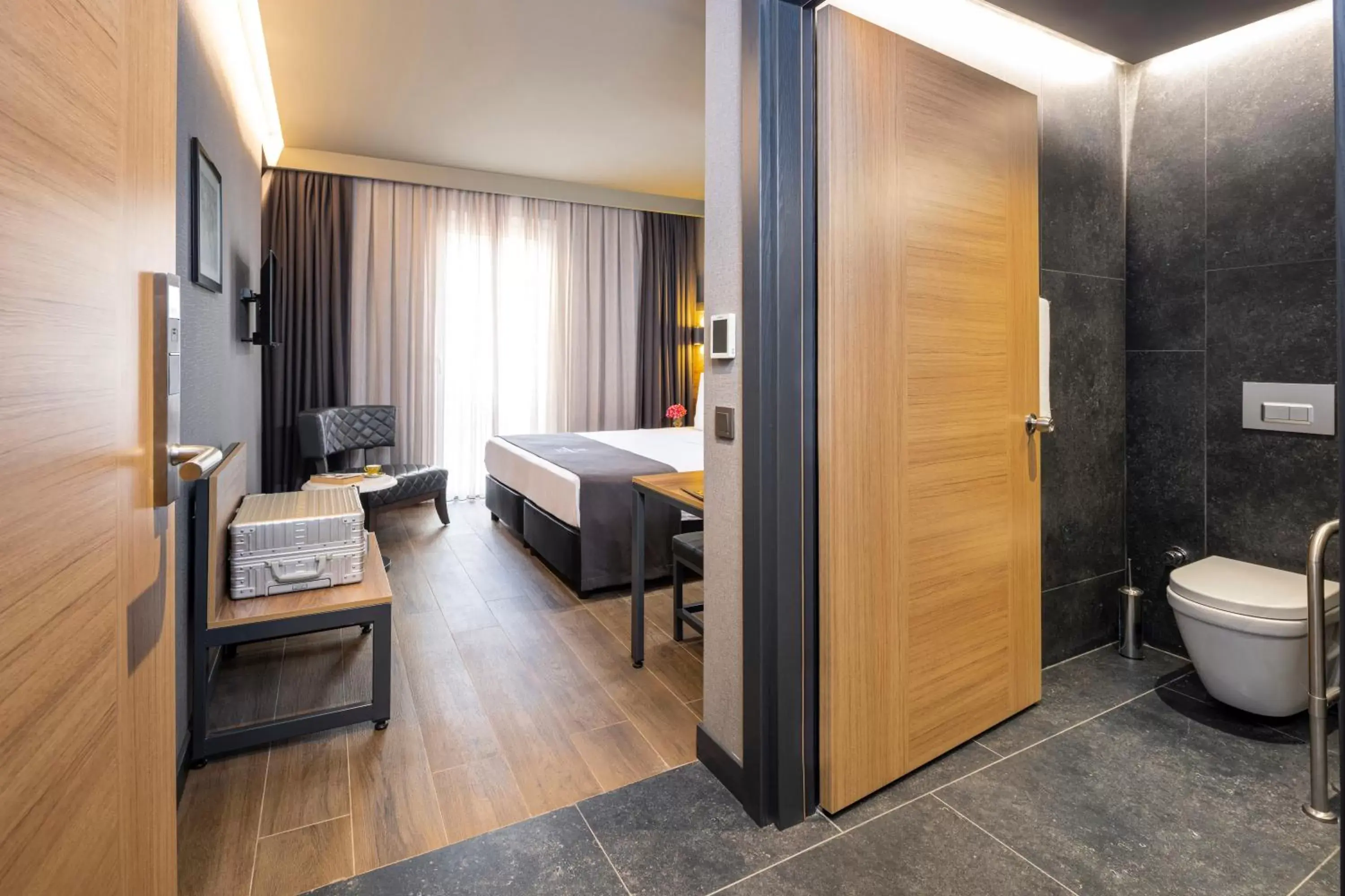 Massage, Bed in Marius Hotel Massage, Bed in Marius Hotel