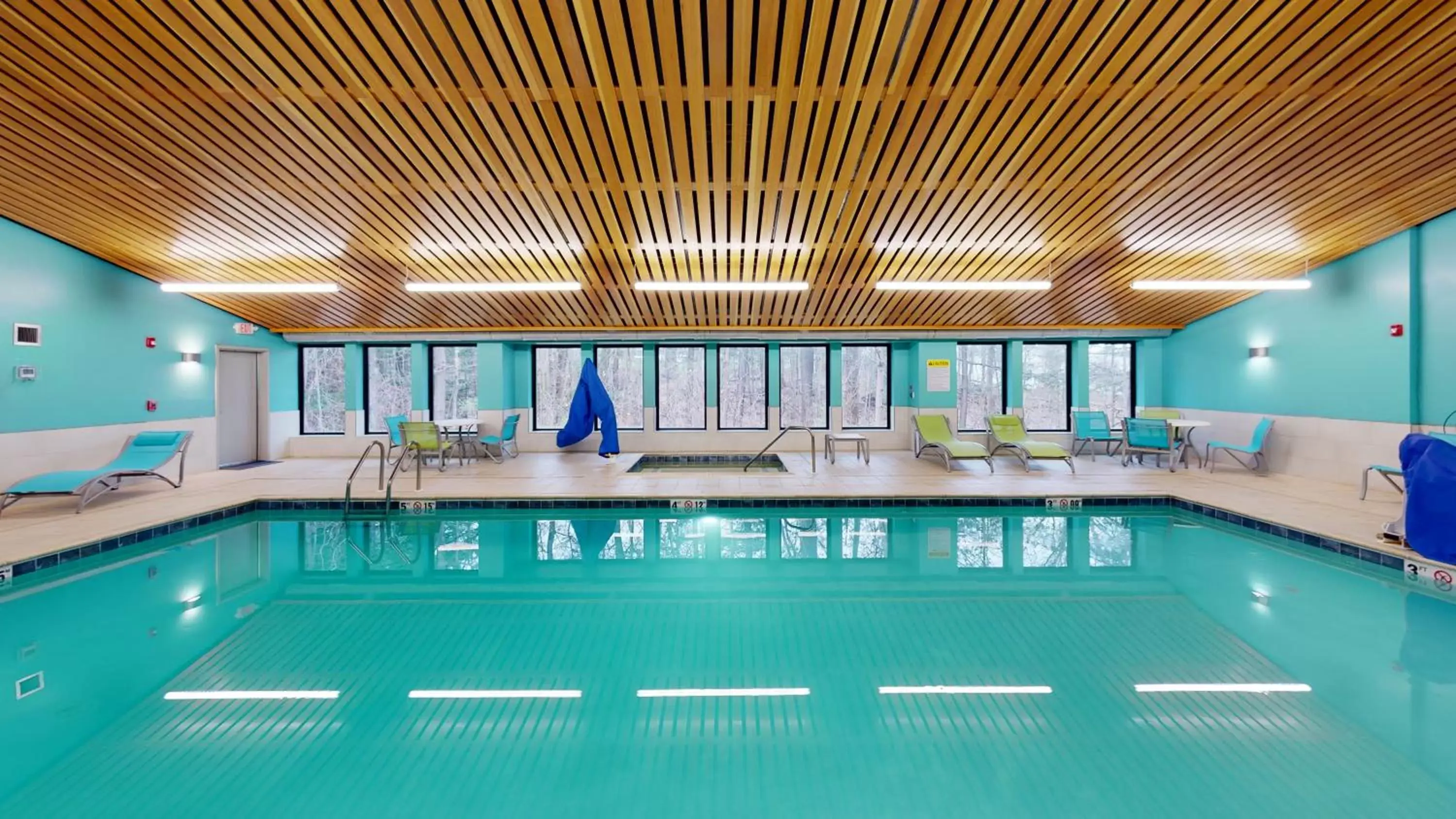 Pool view, Swimming Pool in Holiday Inn Express South Burlington, an IHG Hotel