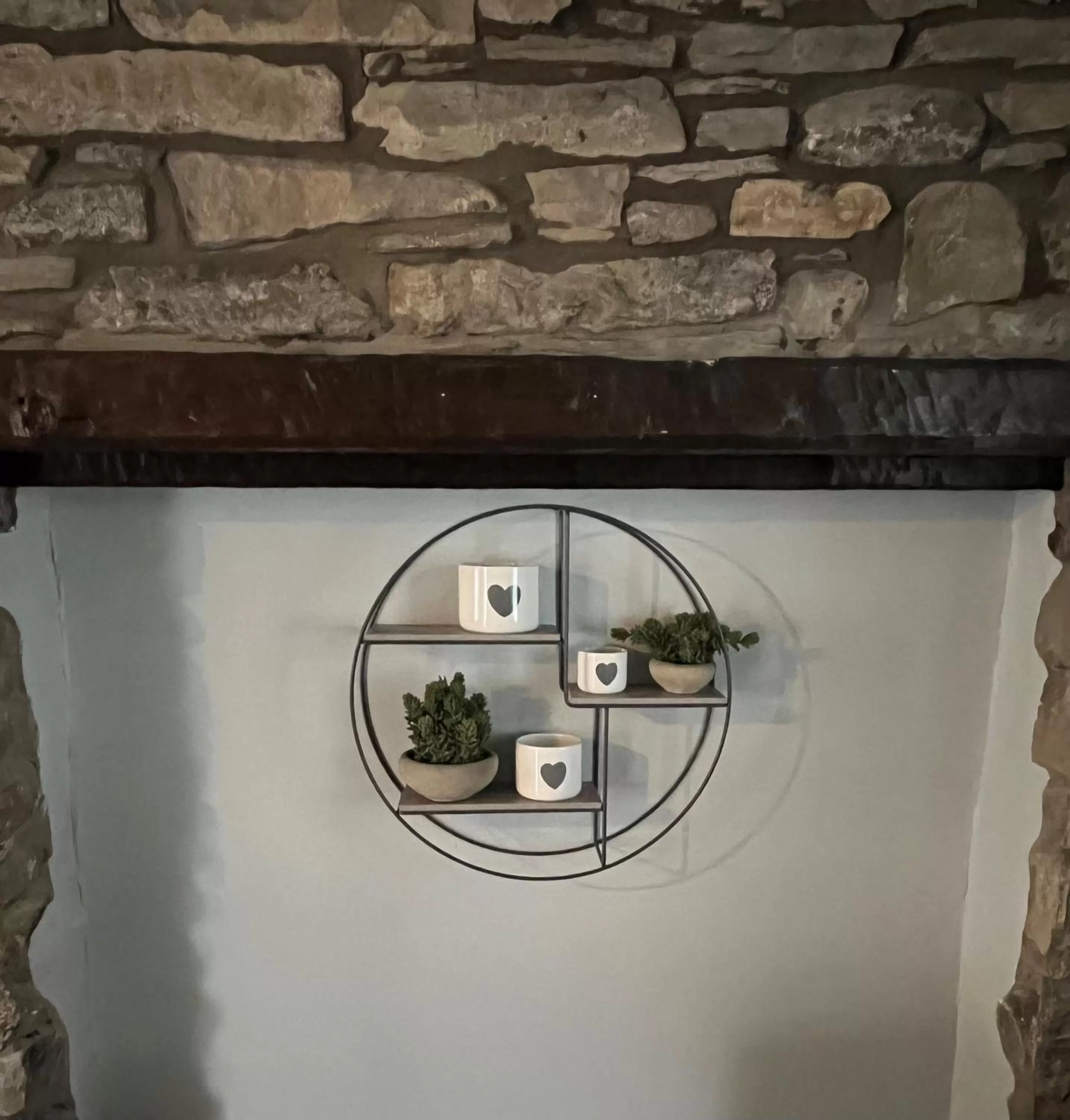 Decorative detail in Crown and Cushion Appleby