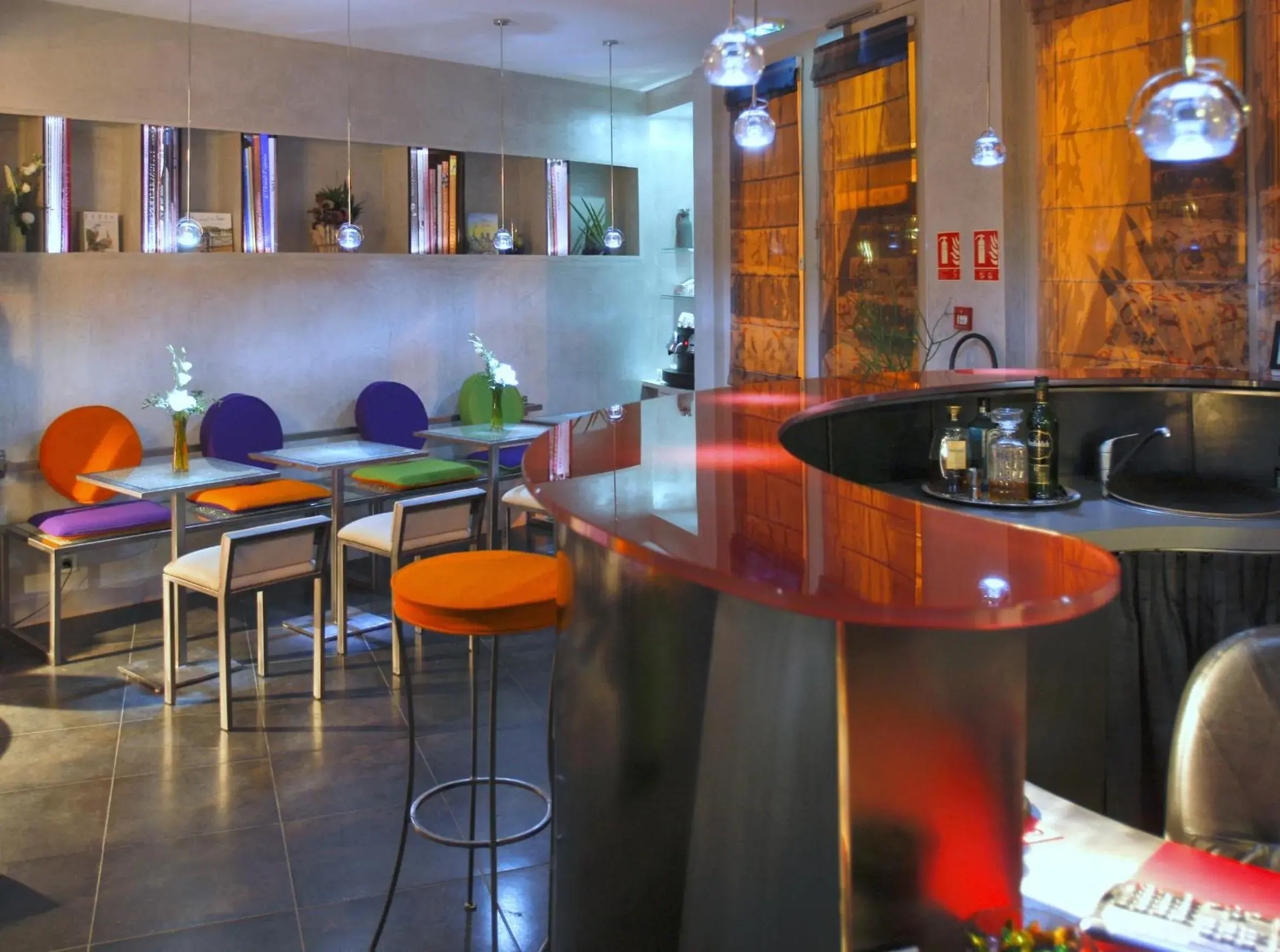 Lobby or reception, Lounge/Bar in Apostrophe Hôtel