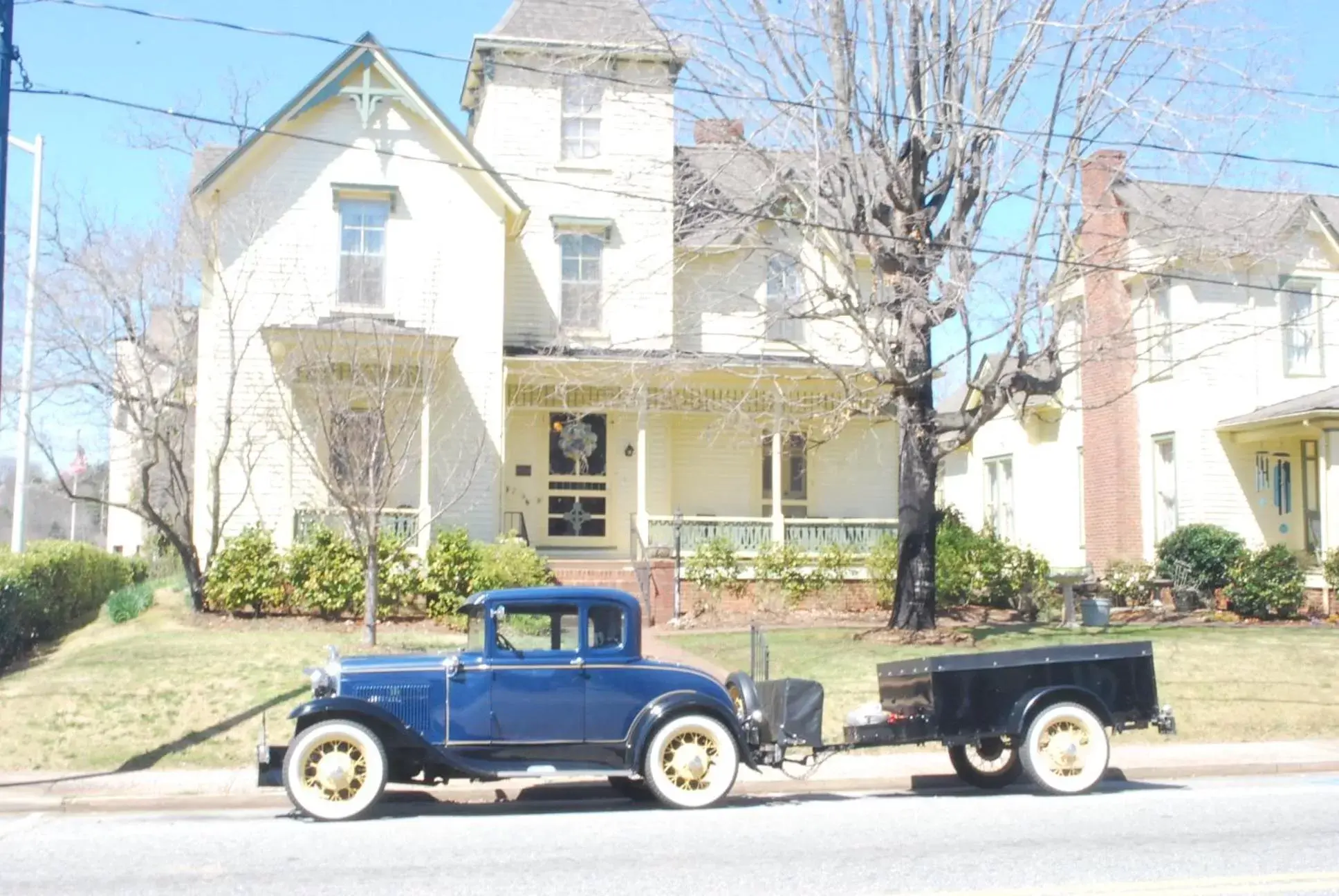 Day, Property Building in Carrier Houses Bed & Breakfast