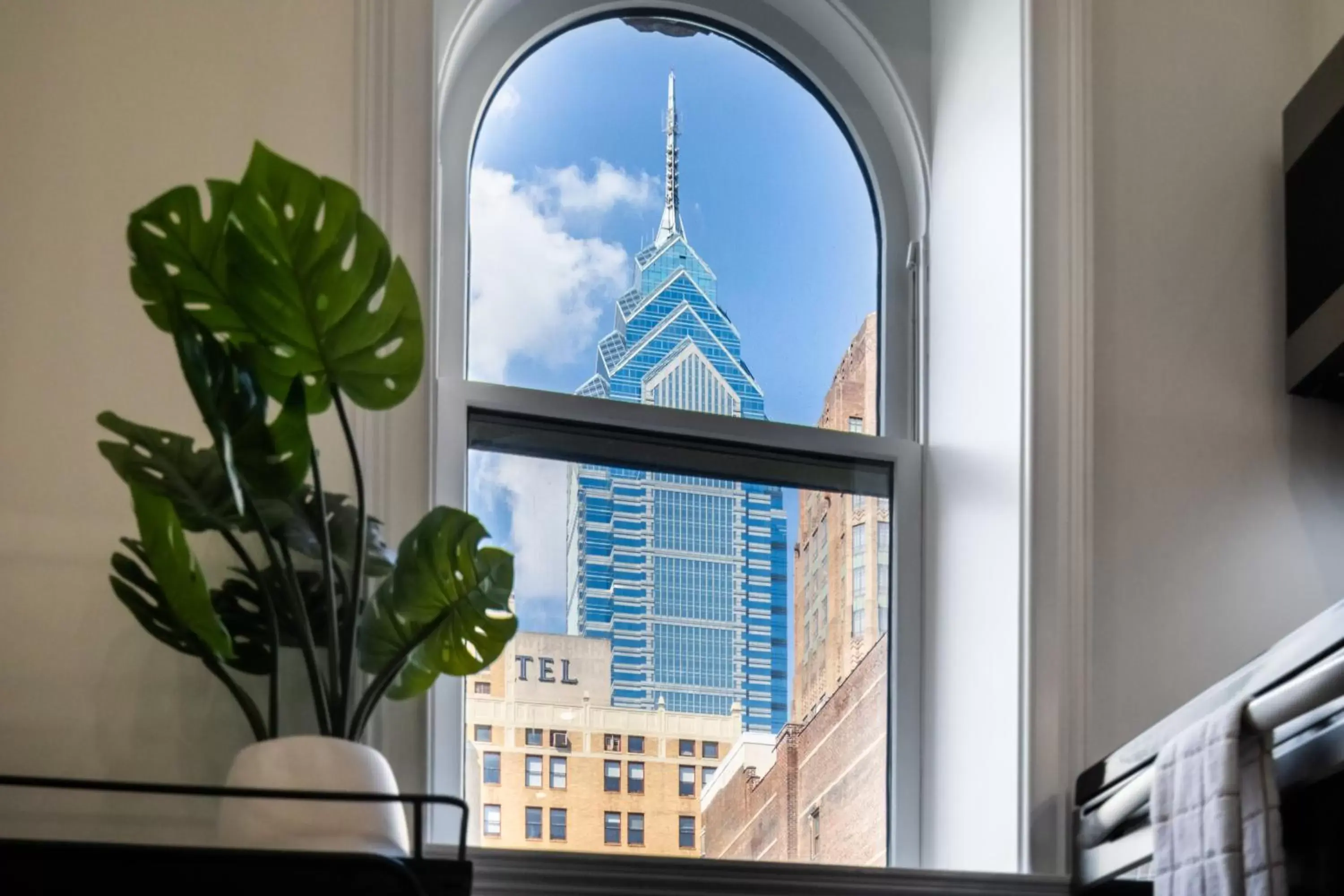 View (from property/room), Nearby Landmark in Sosuite at French Quarters - Rittenhouse Square