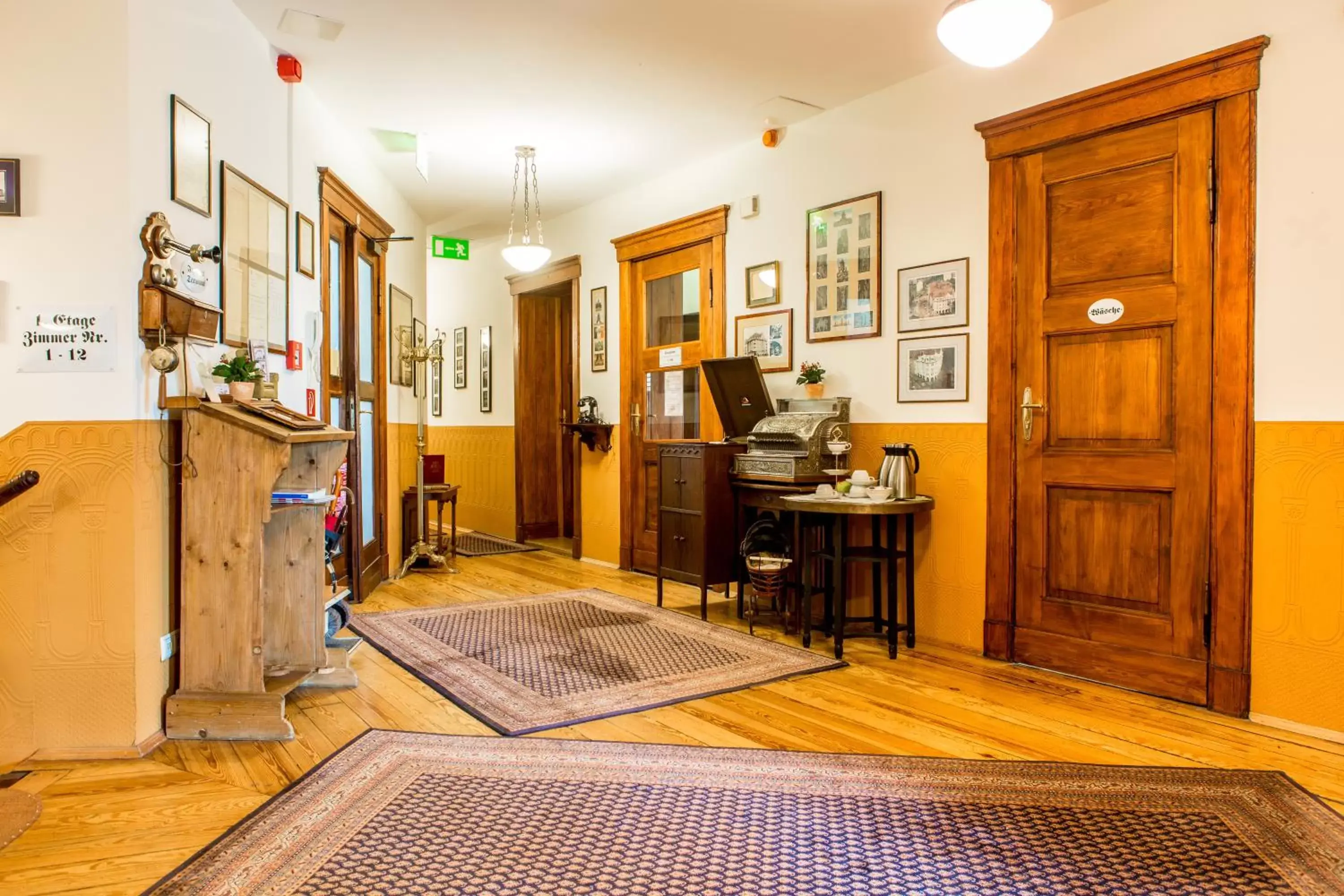 Lobby or reception in Jahrhunderthotel Leipzig Lobby or reception in Jahrhunderthotel Leipzig