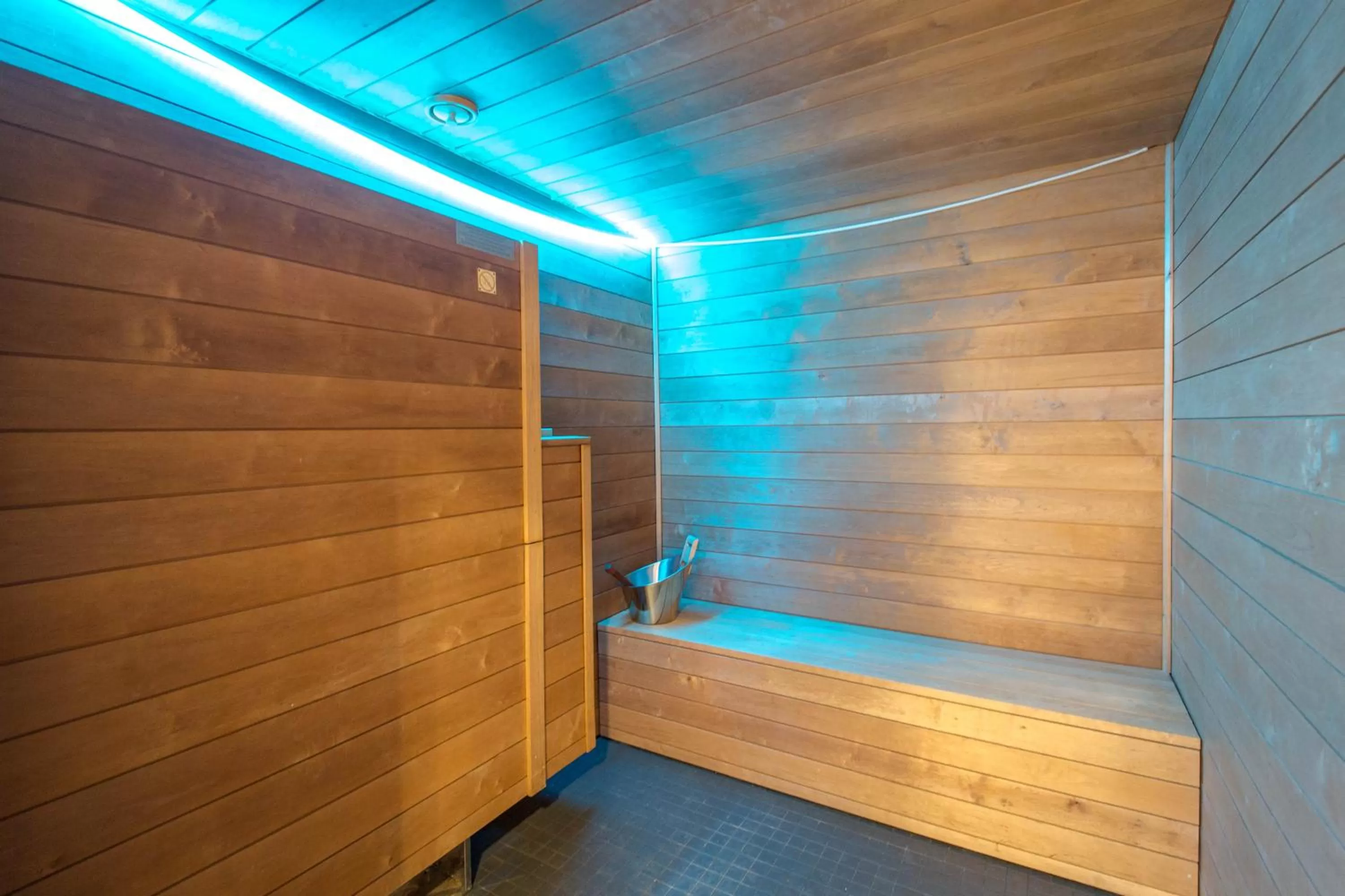 Fitness centre/facilities in Mercure Chantilly Resort & Conventions