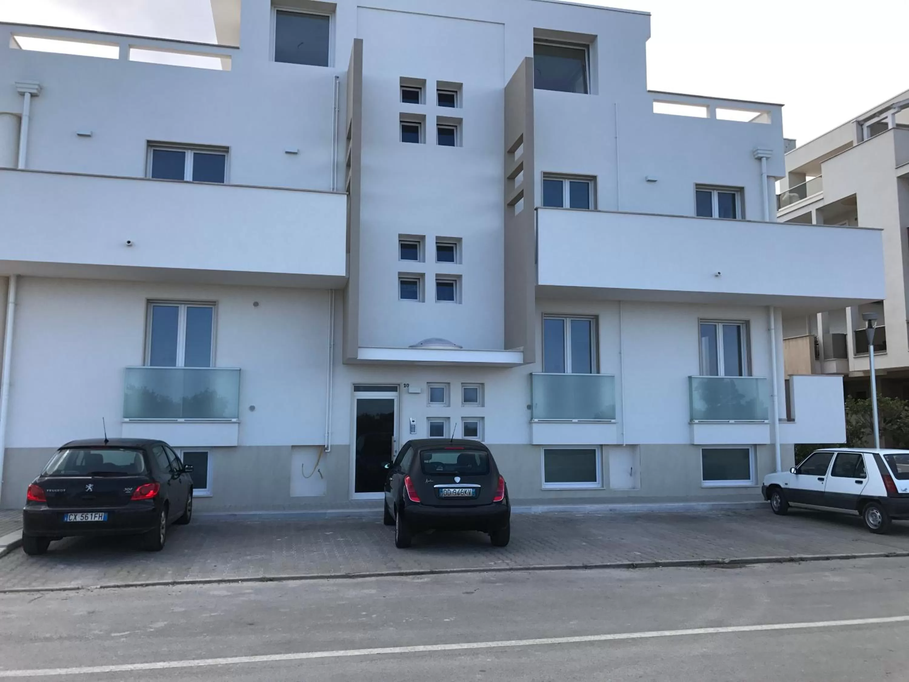 Property building in Amare il Mare